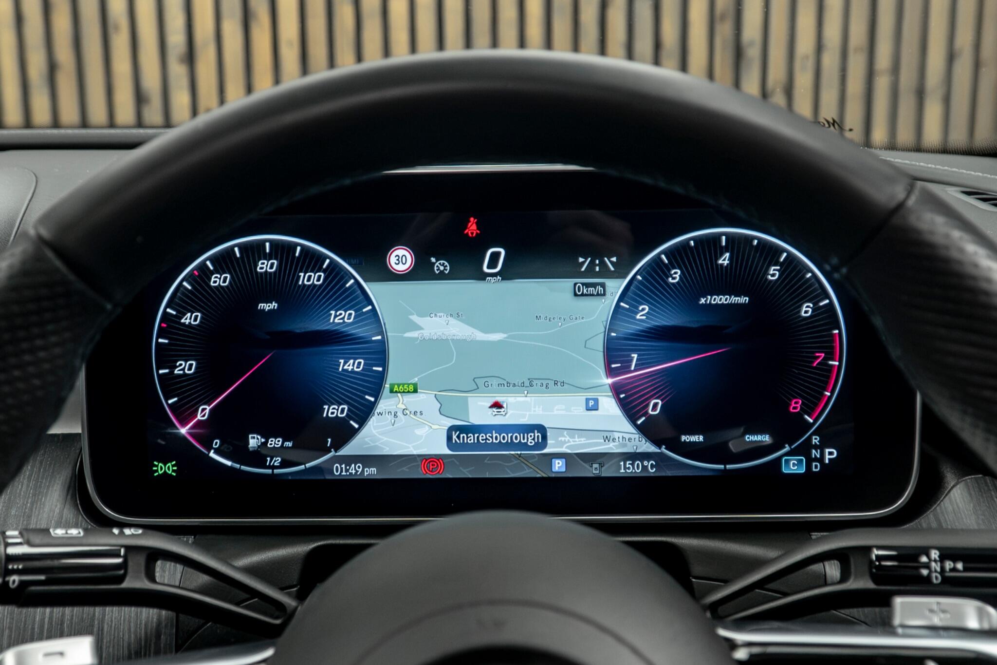 Mercedes-Benz C-Class view 35