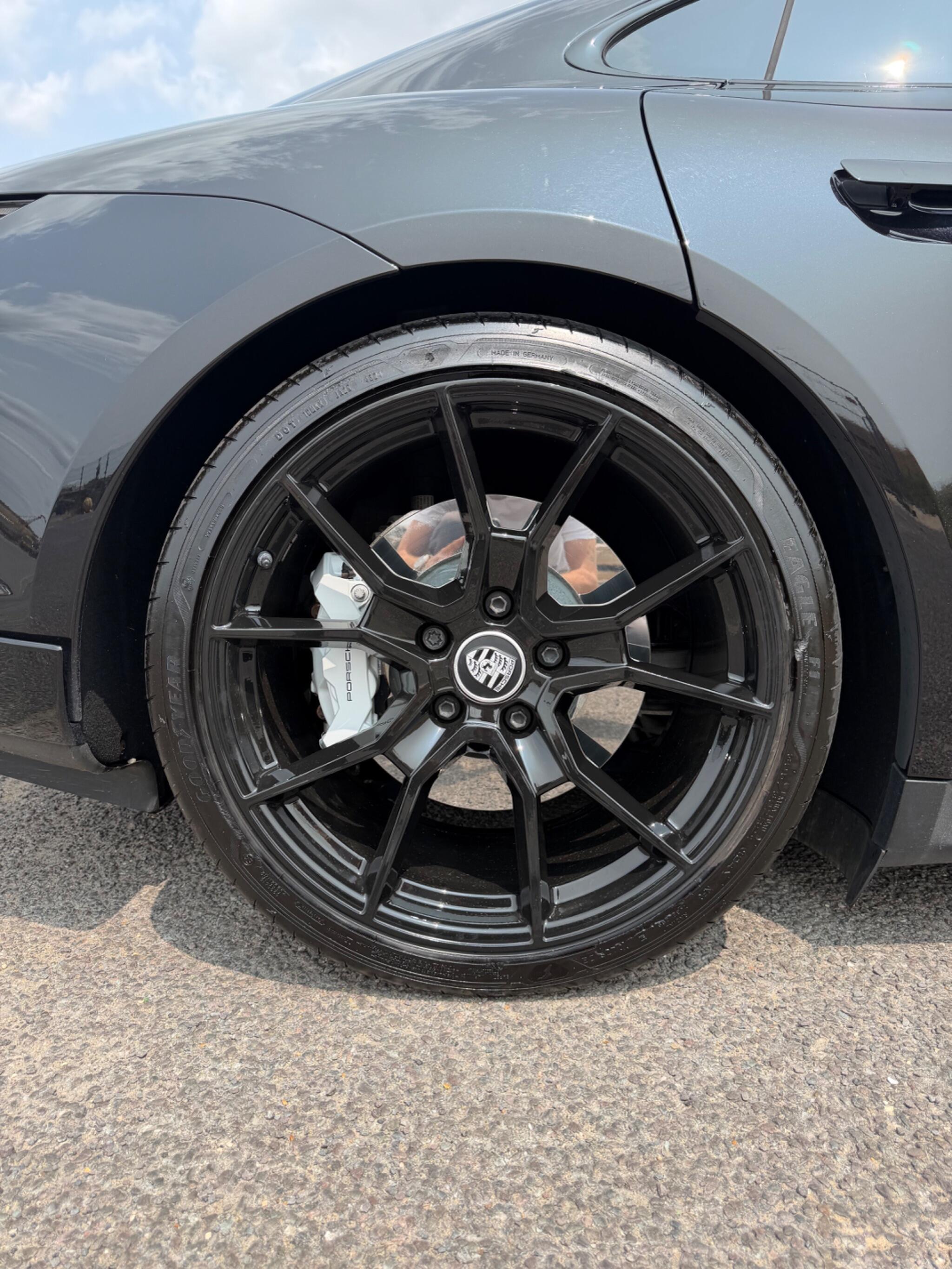 Porsche Taycan view 47