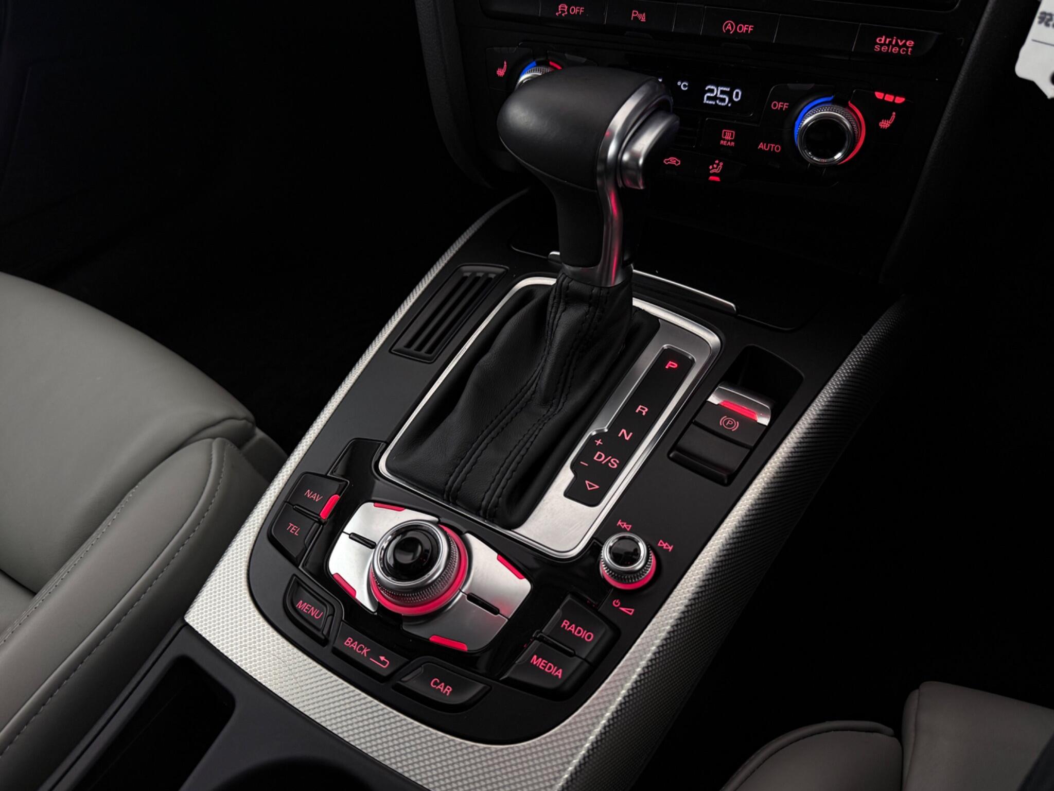 Audi A4 view 19
