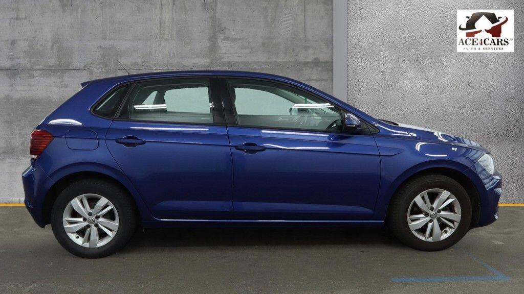 Volkswagen Polo view 7
