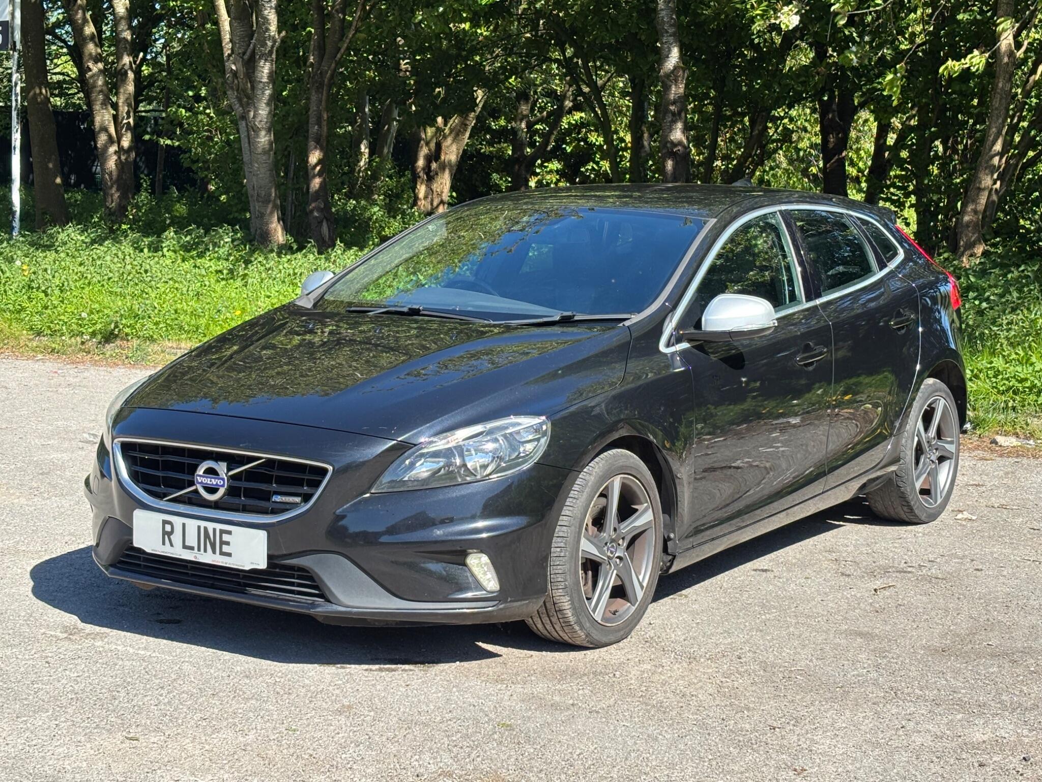 Volvo V40 view 8
