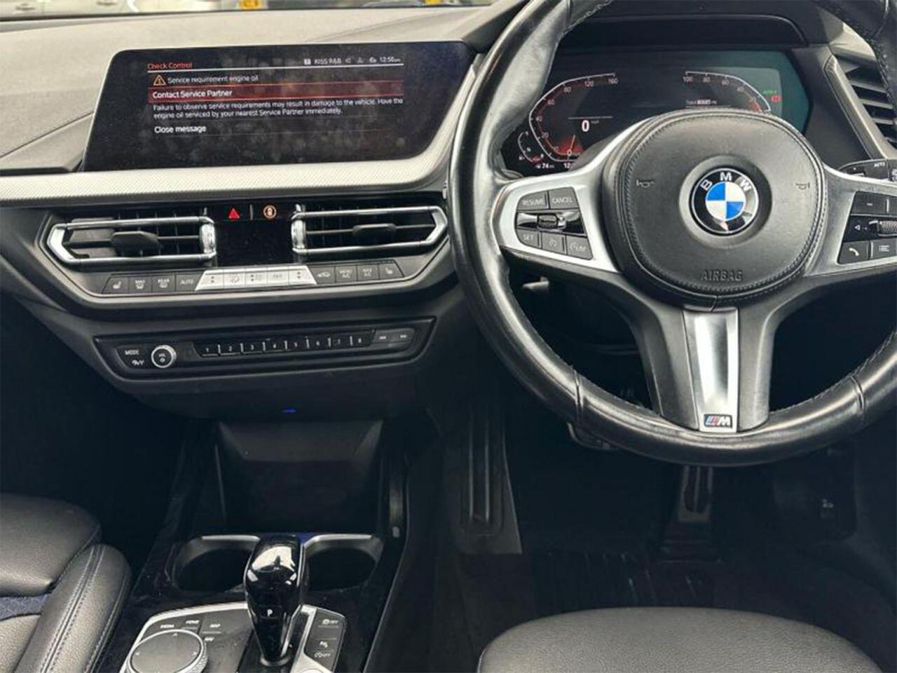 BMW 1 Series view 4