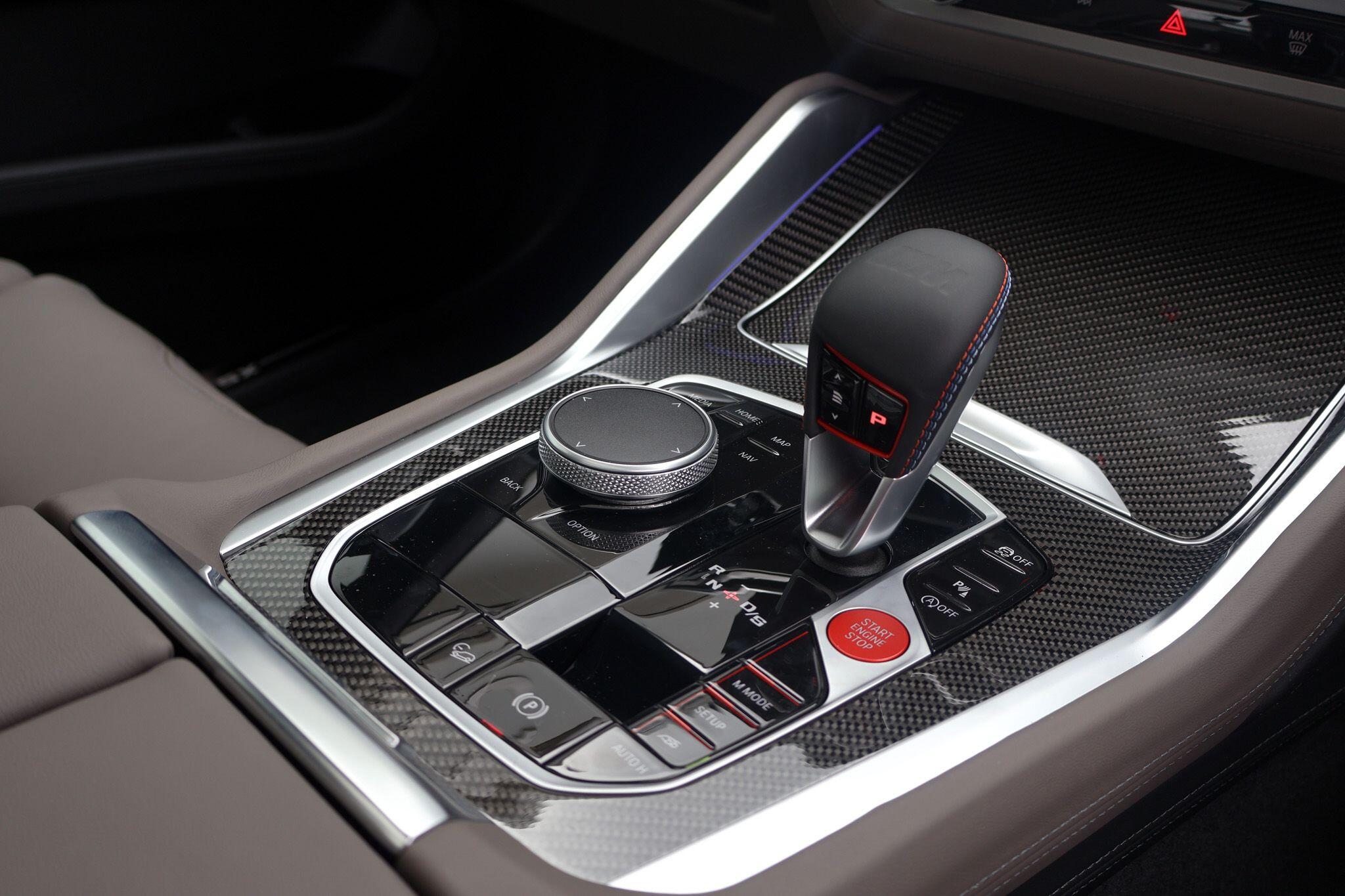 BMW X5 M view 11