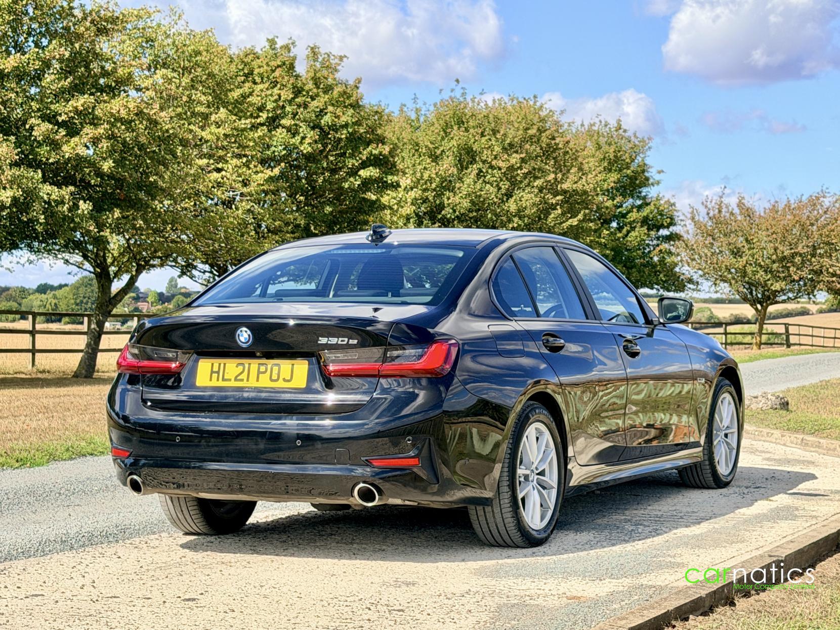 BMW 3 Series view 3