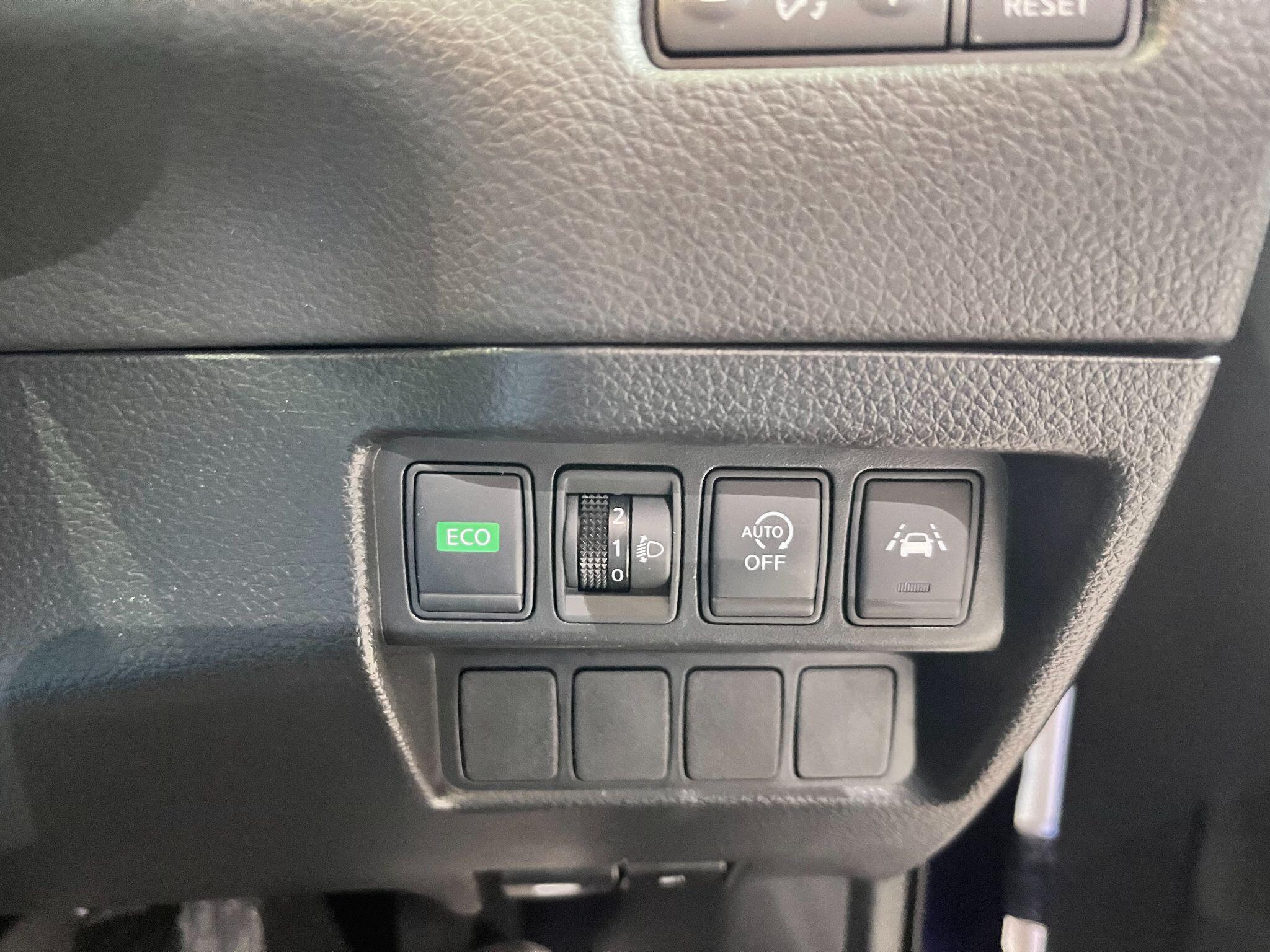Nissan Qashqai view 30