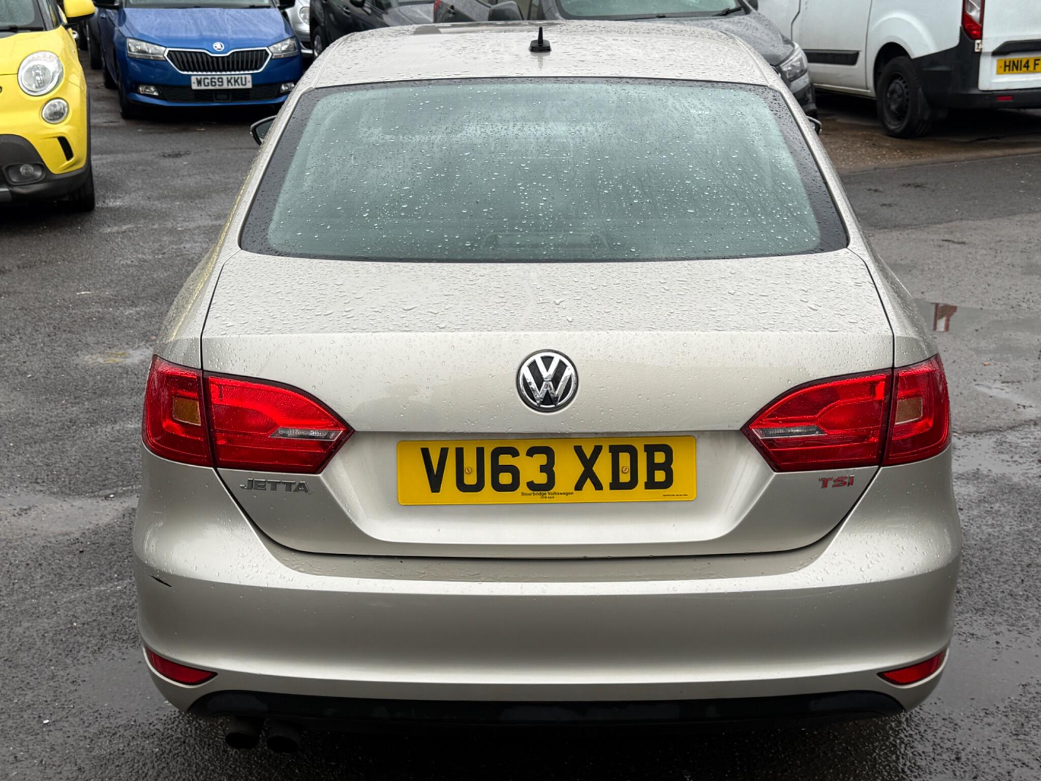 Volkswagen Jetta - Image 16