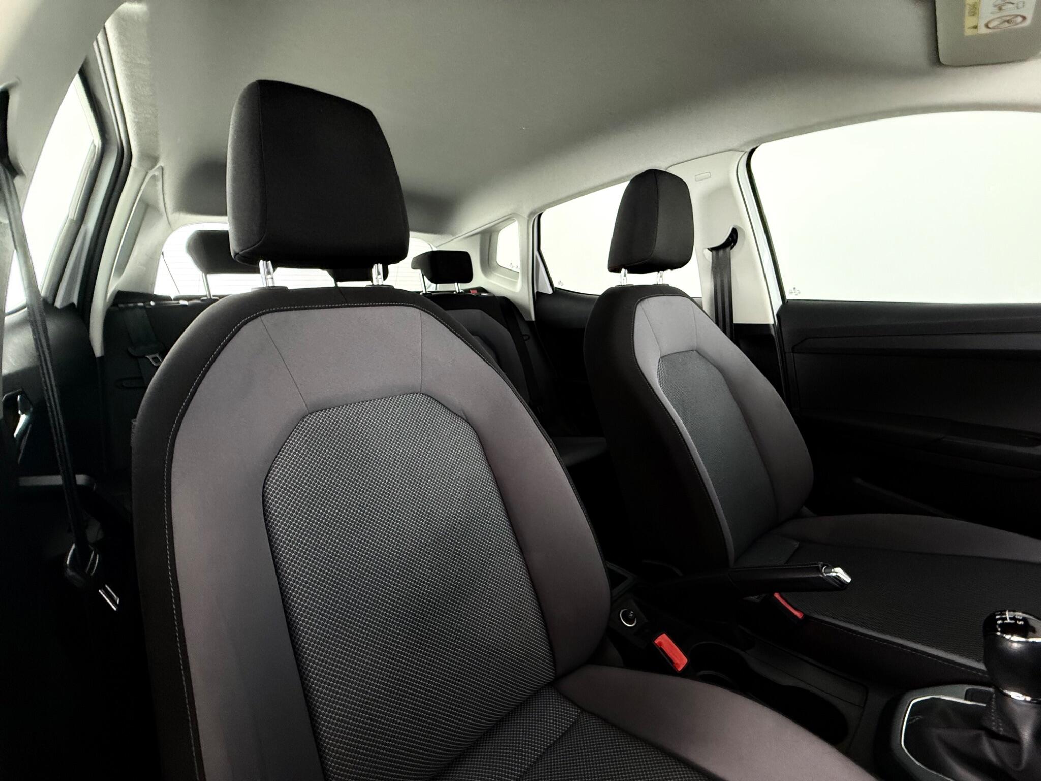 SEAT Arona view 35