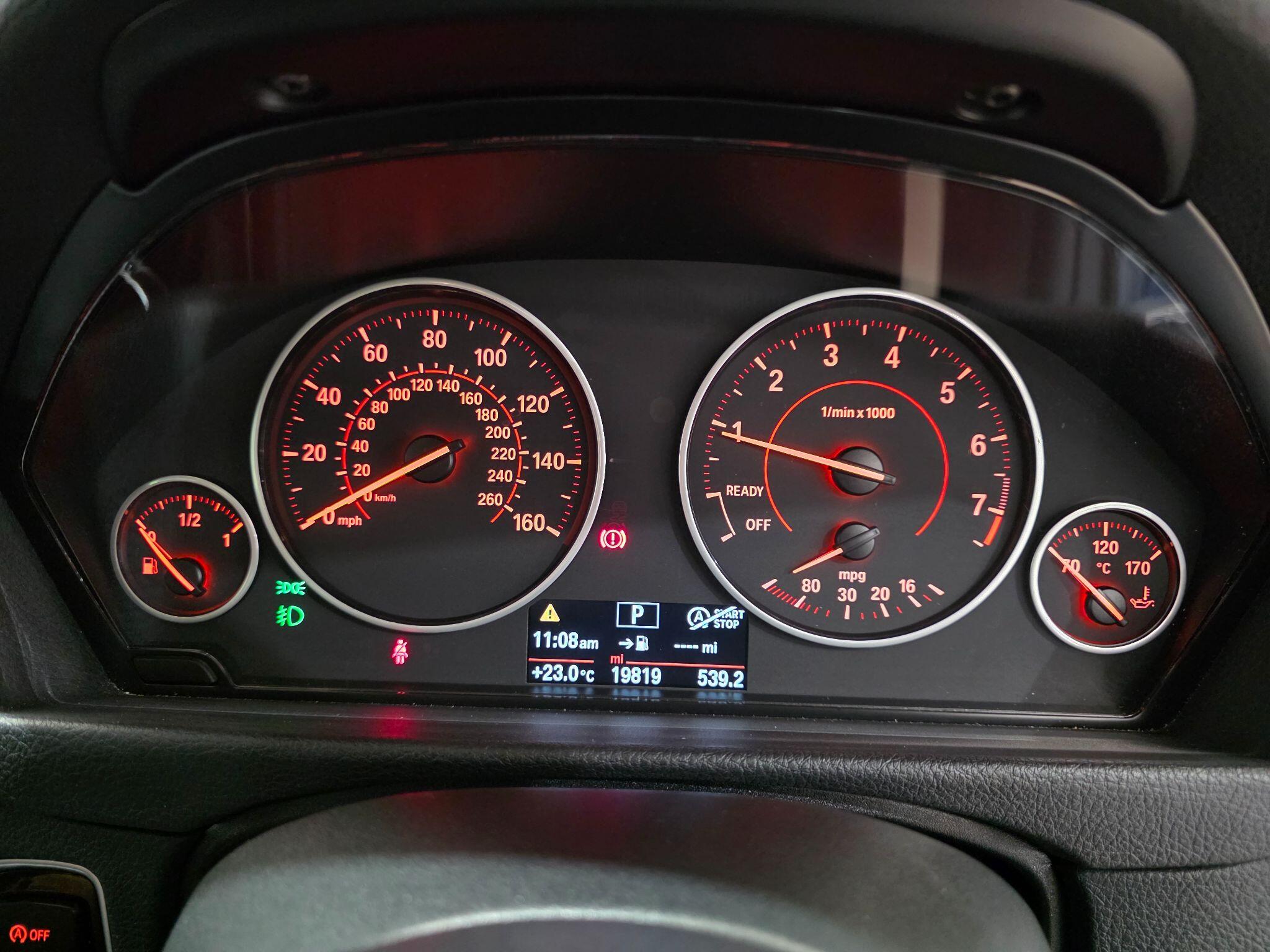 BMW 3 Series view 11