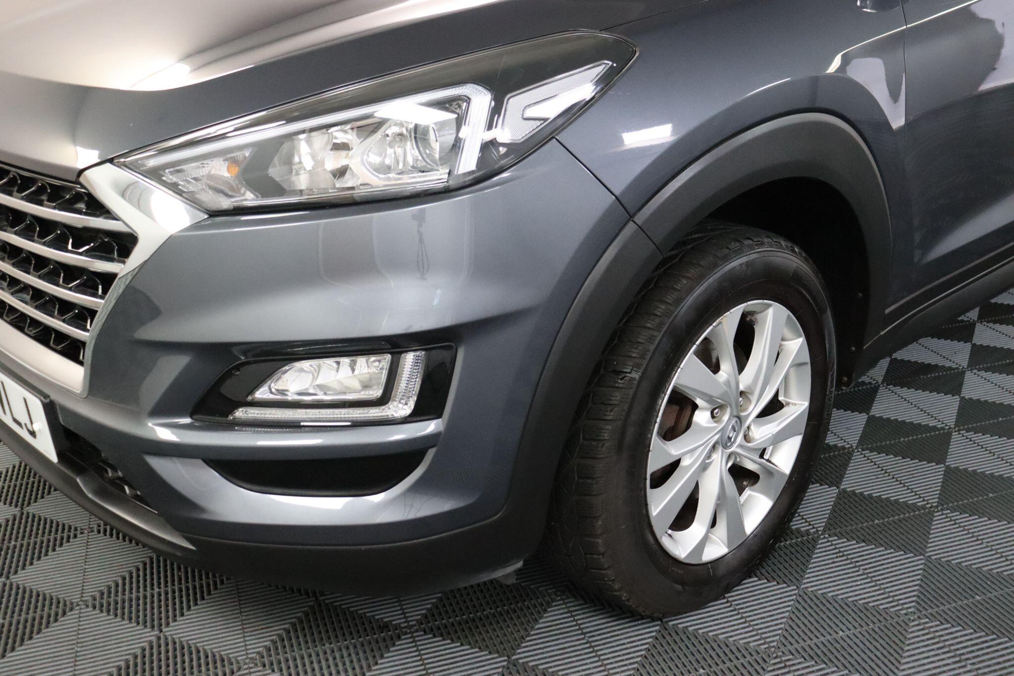 Hyundai Tucson view 30