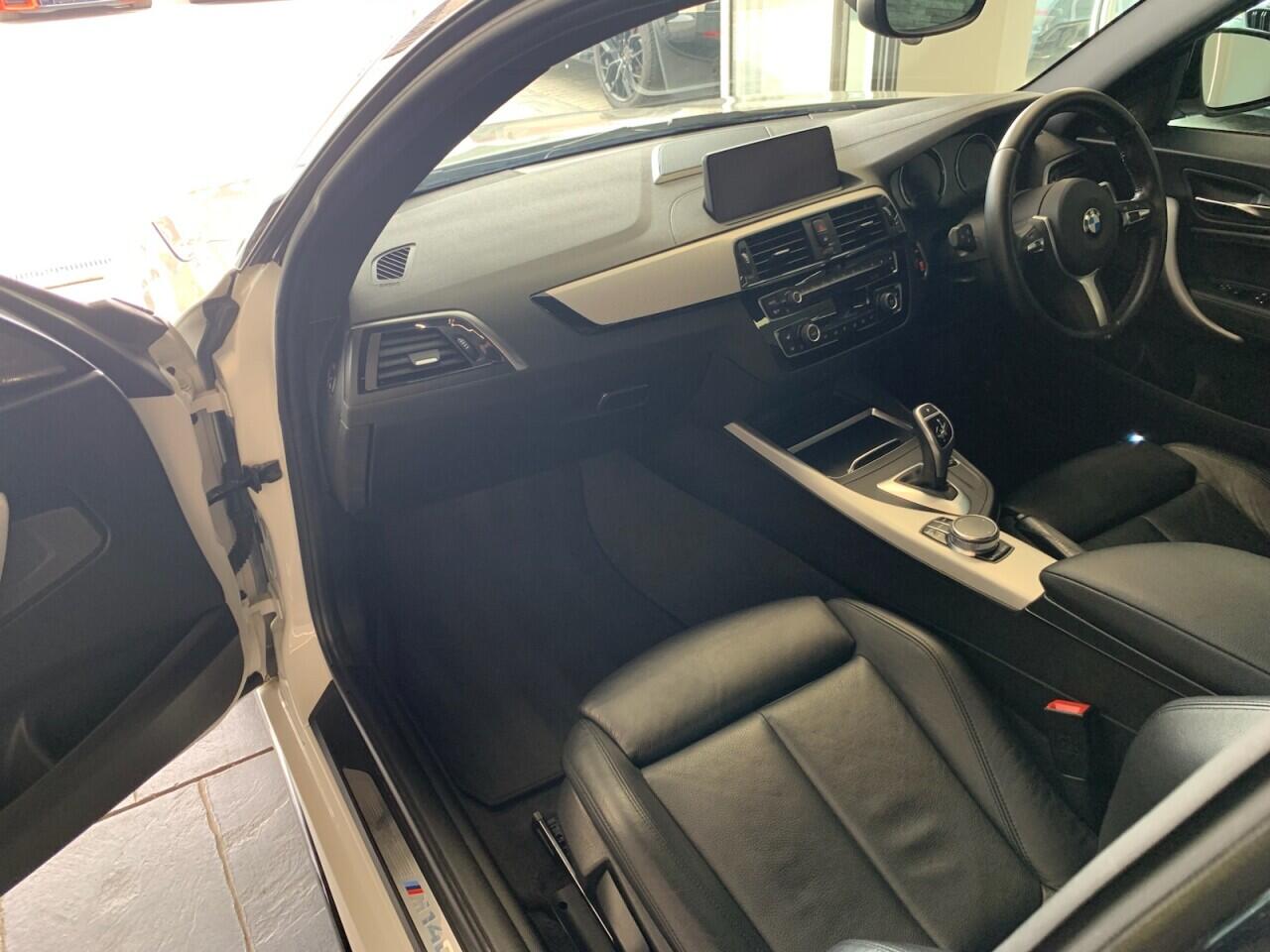 BMW 1 Series view 26