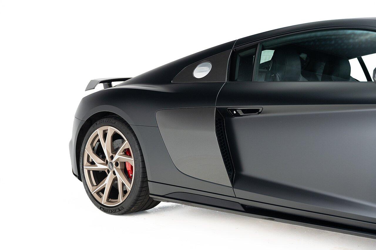 Audi R8 view 26
