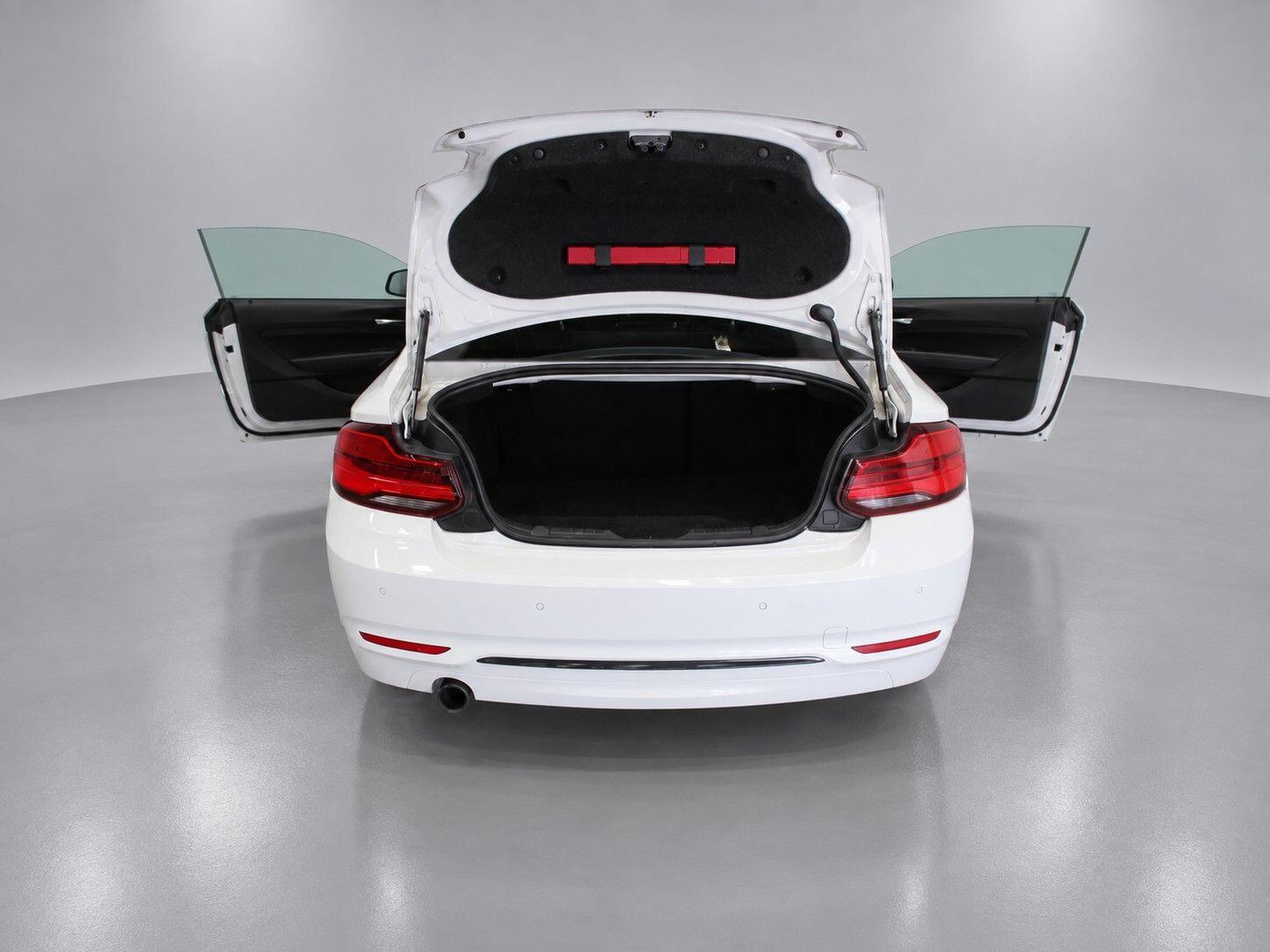 BMW 2 Series view 21