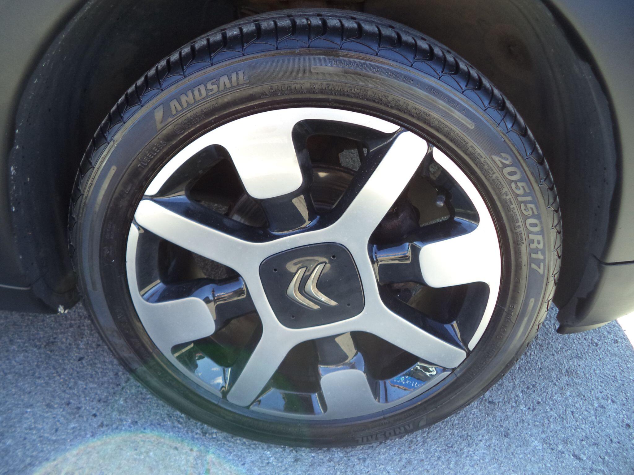 Citroen C4 Cactus view 20