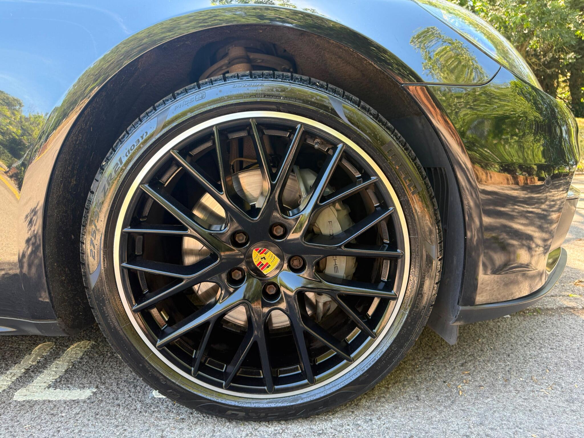 Porsche Panamera view 31