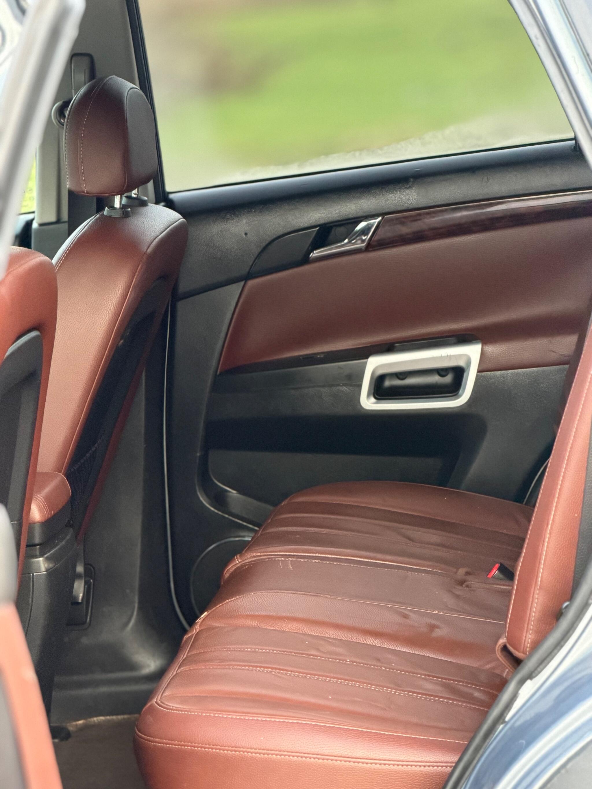 2012 Vauxhall Antara 2.2 CDTi SE Auto 4WD Euro 5 5dr (SNav) image 22