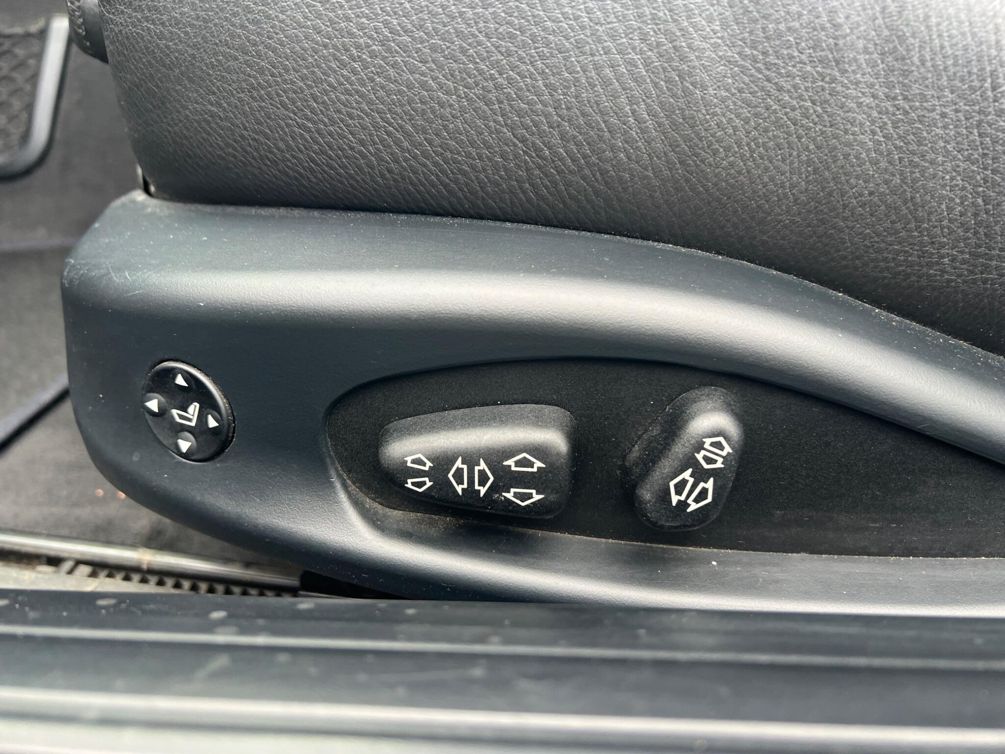 BMW 6 Series view 27