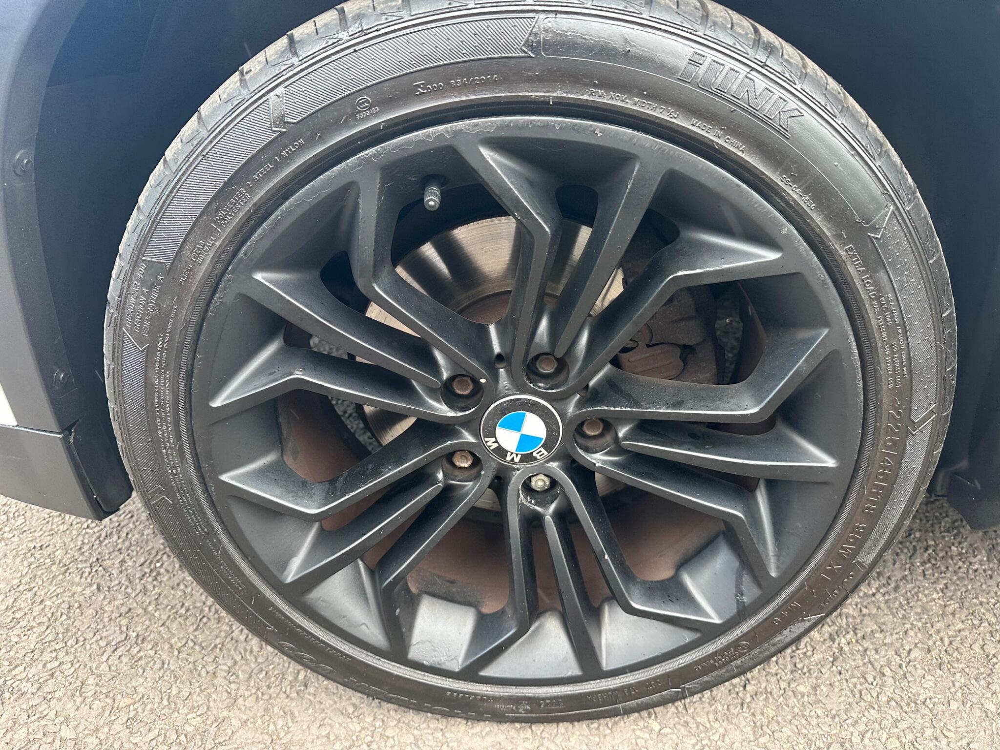 BMW X1 view 25