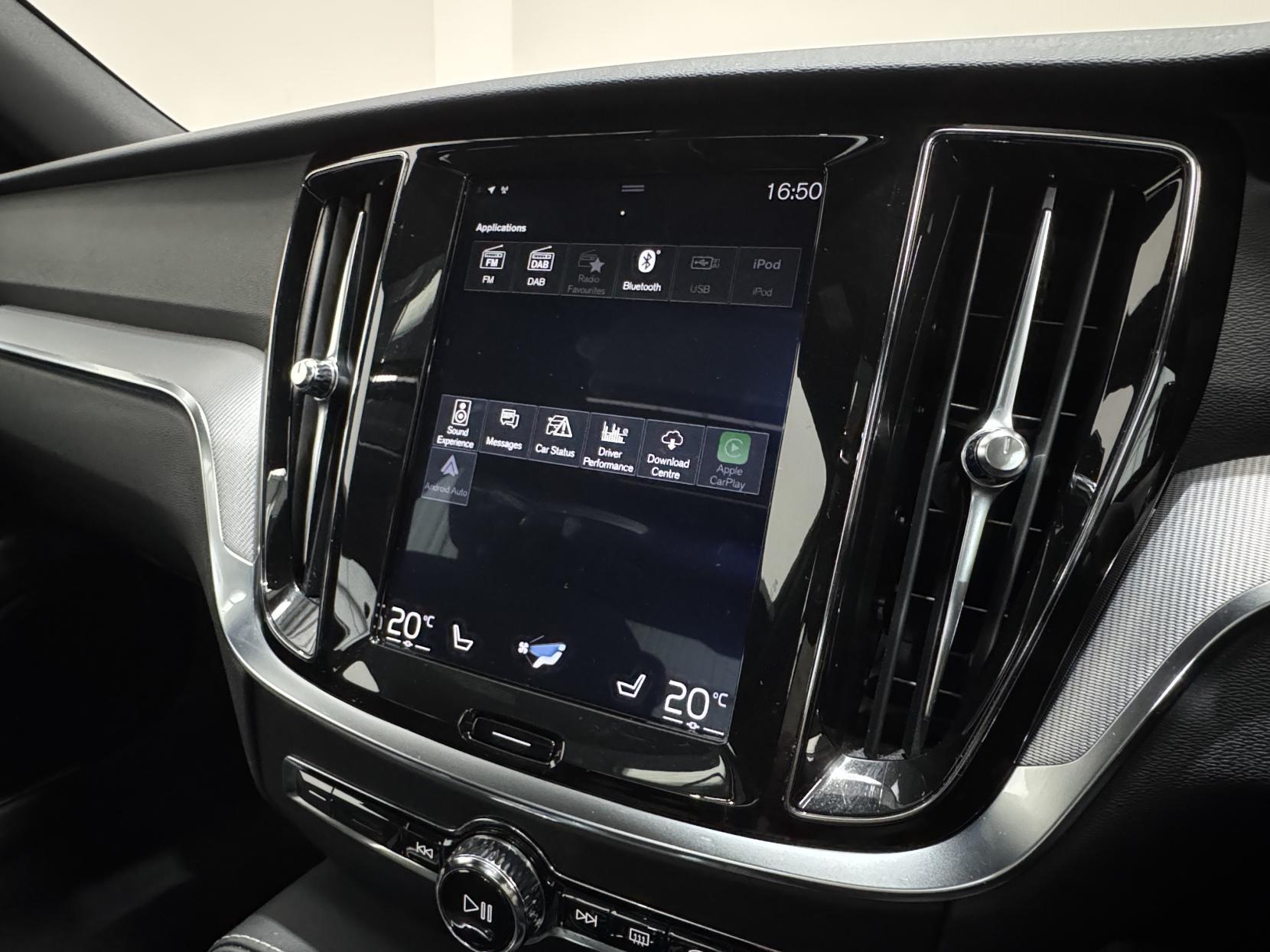 Volvo S60 view 30