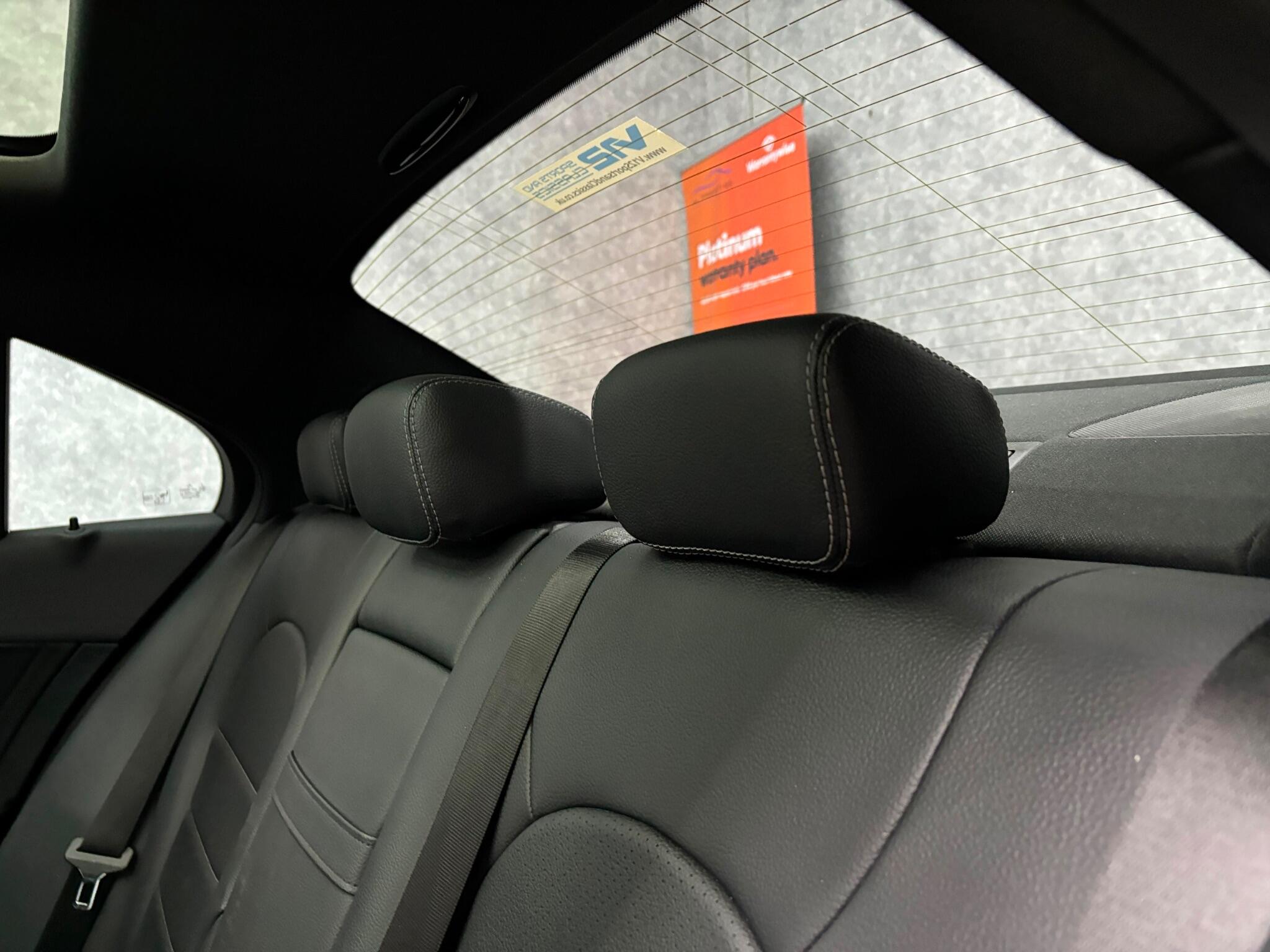 Mercedes-Benz C Class view 32