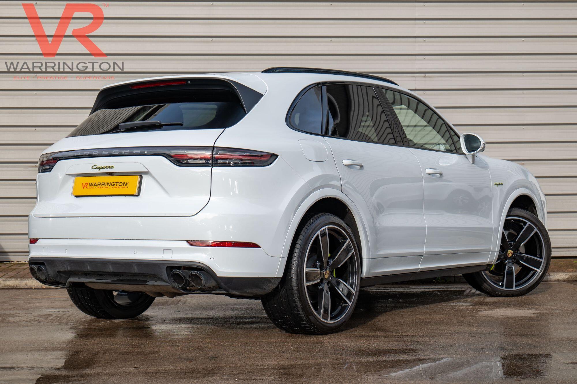 Porsche Cayenne view 20