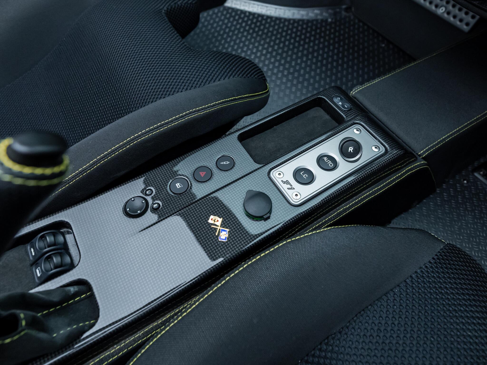 Ferrari F430 view 19