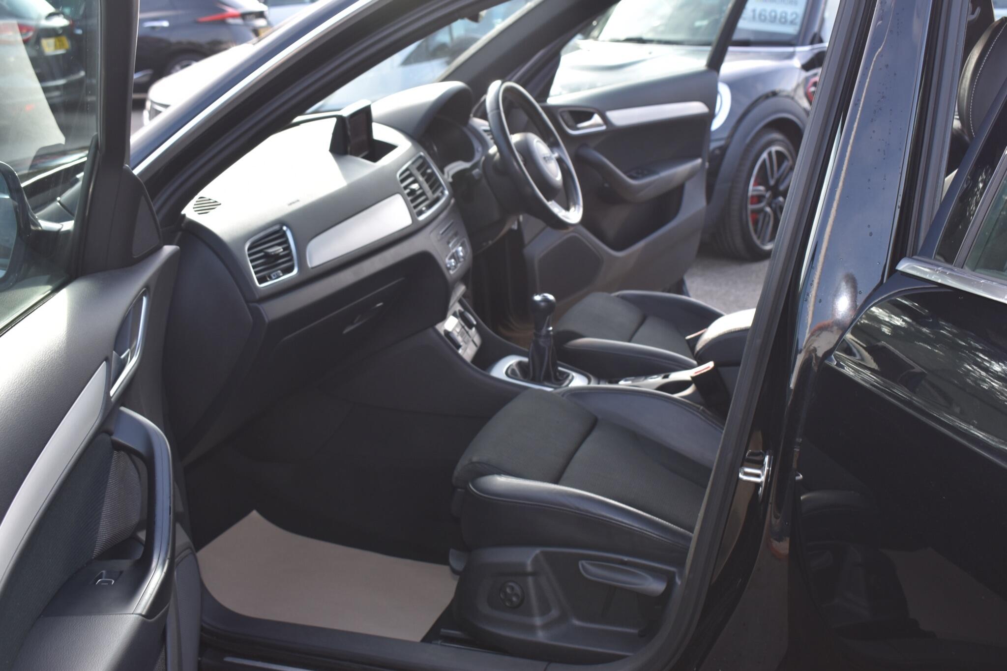 Q3 - 2.0 TDI S line Euro 6 (s/s) 5dr - Image 12