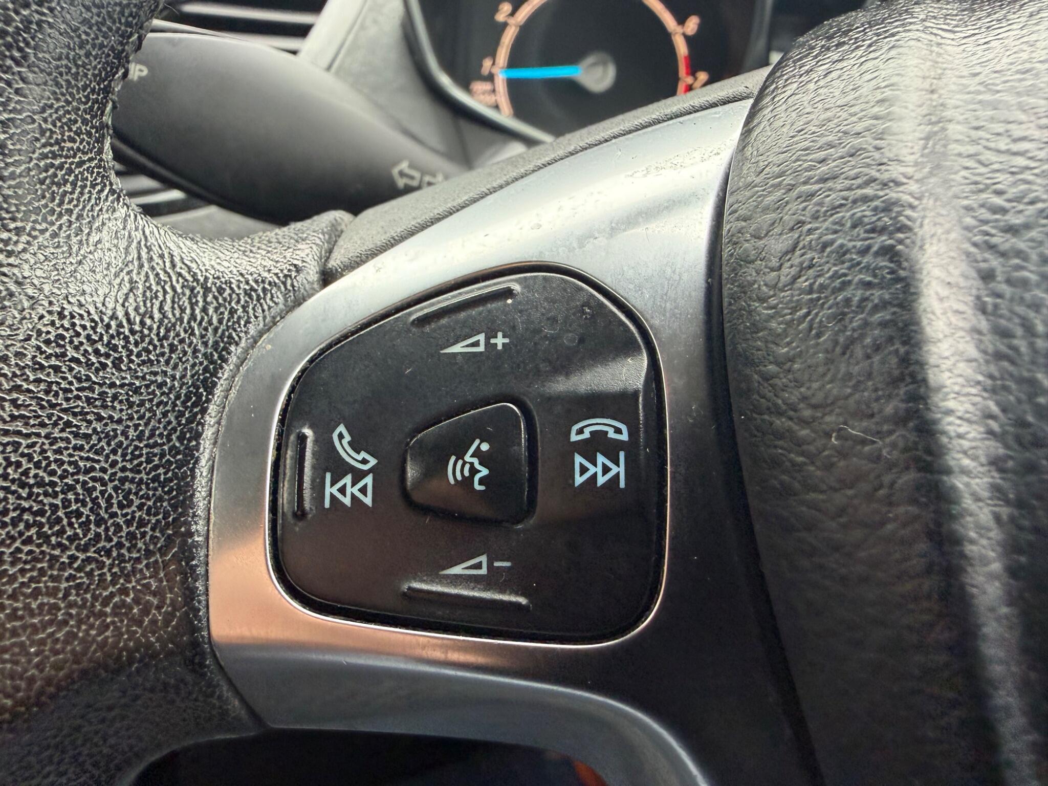 Ford Fiesta view 43