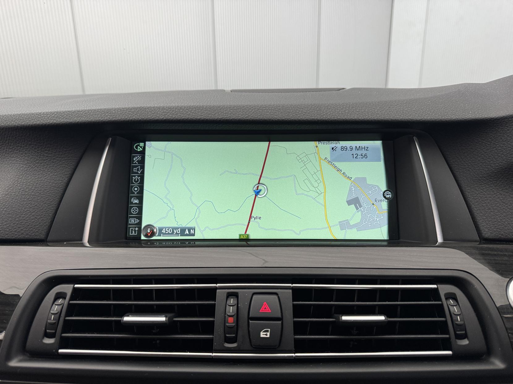 BMW 5 Series view 53