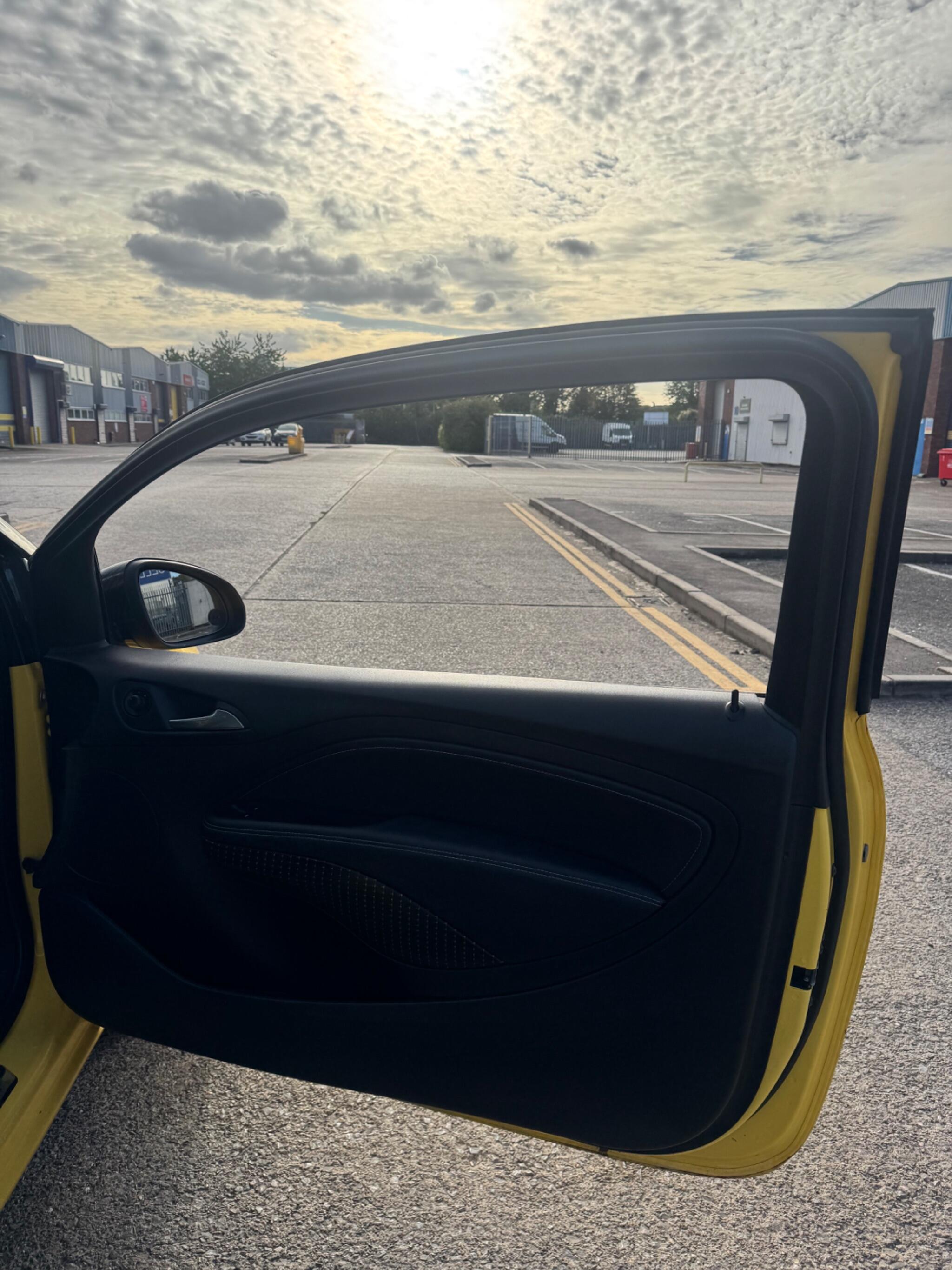 Vauxhall Adam view 26