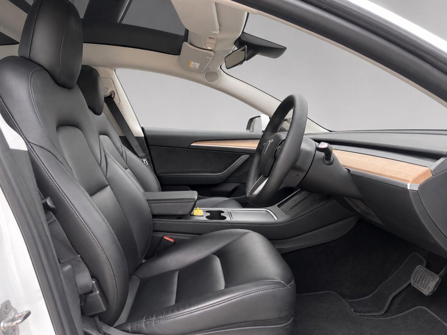 Tesla Model 3 view 17