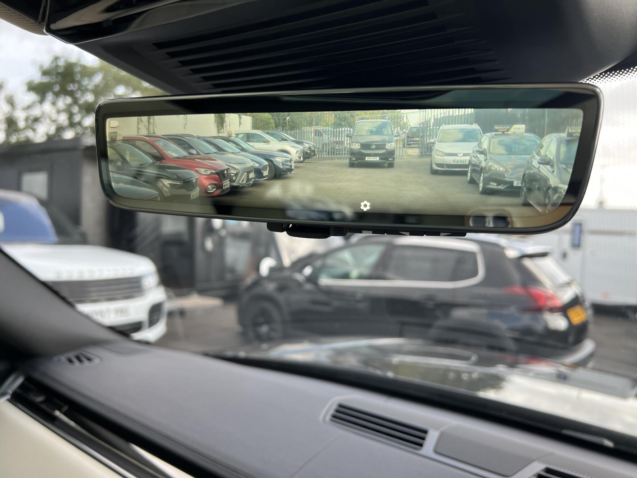 Land Rover Range Rover view 33