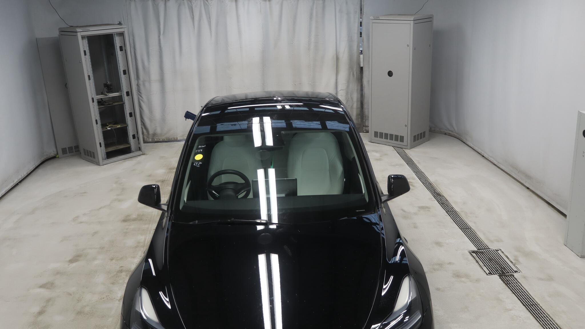Tesla Model Y view 7