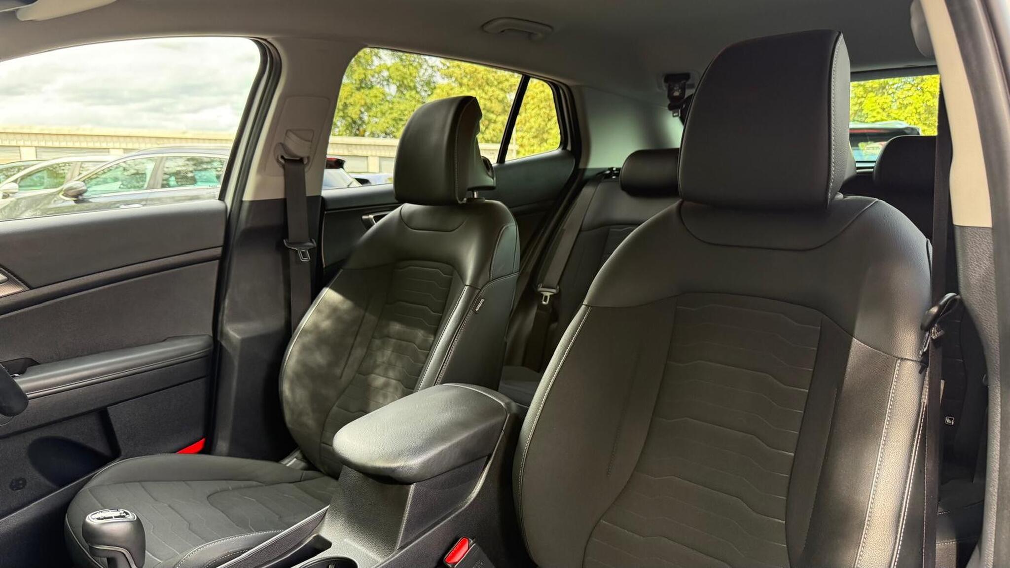 Kia Sportage view 25
