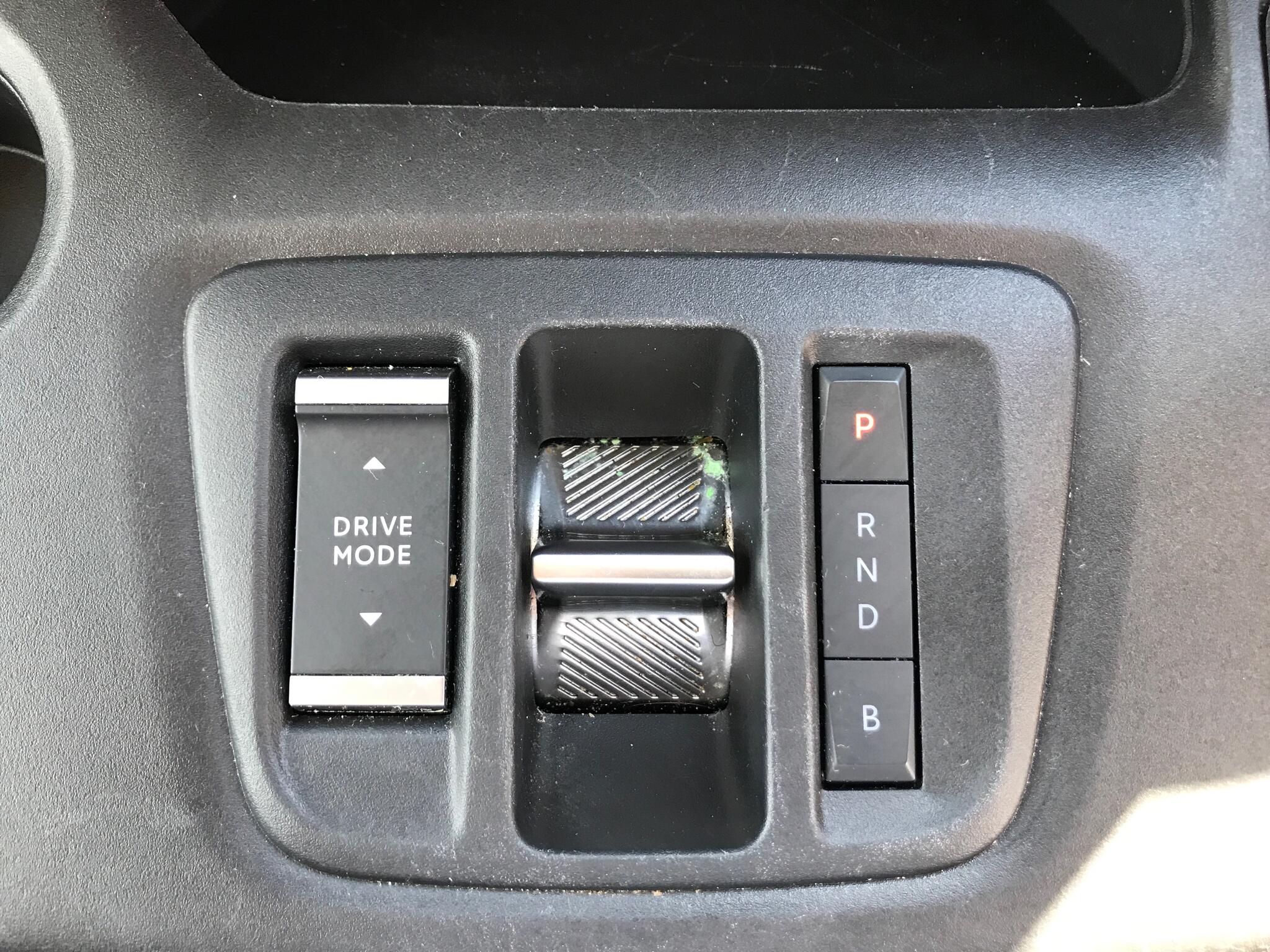 Vauxhall Combo Life Electric view 16