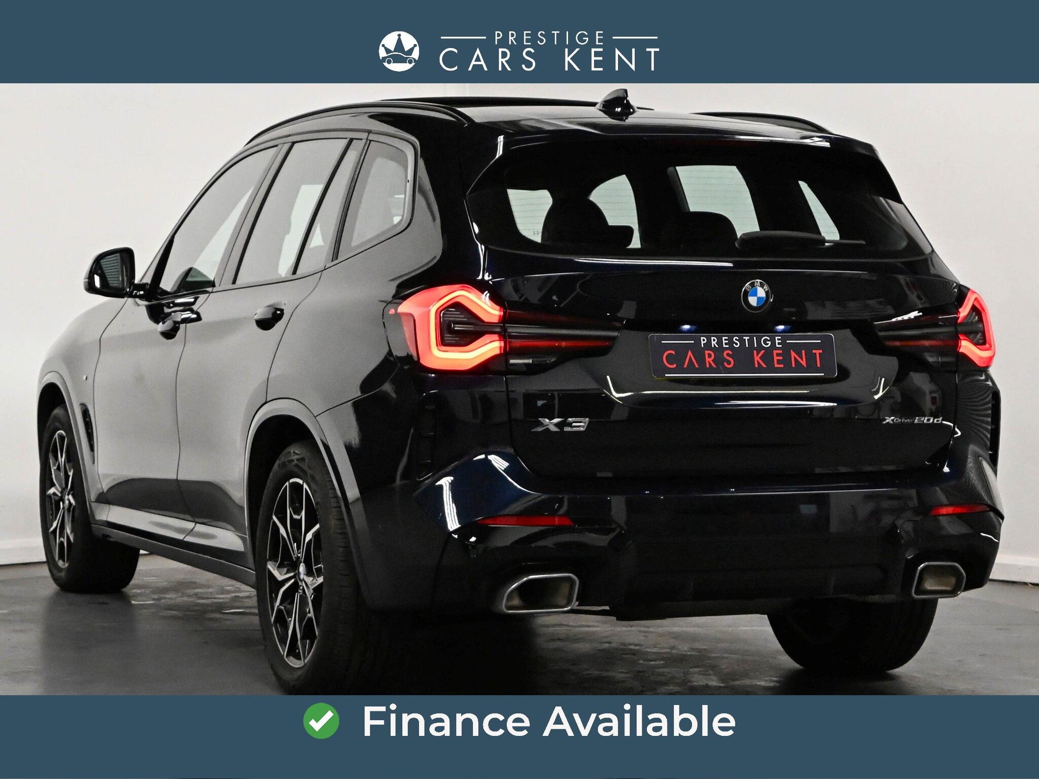 BMW X3 view 3