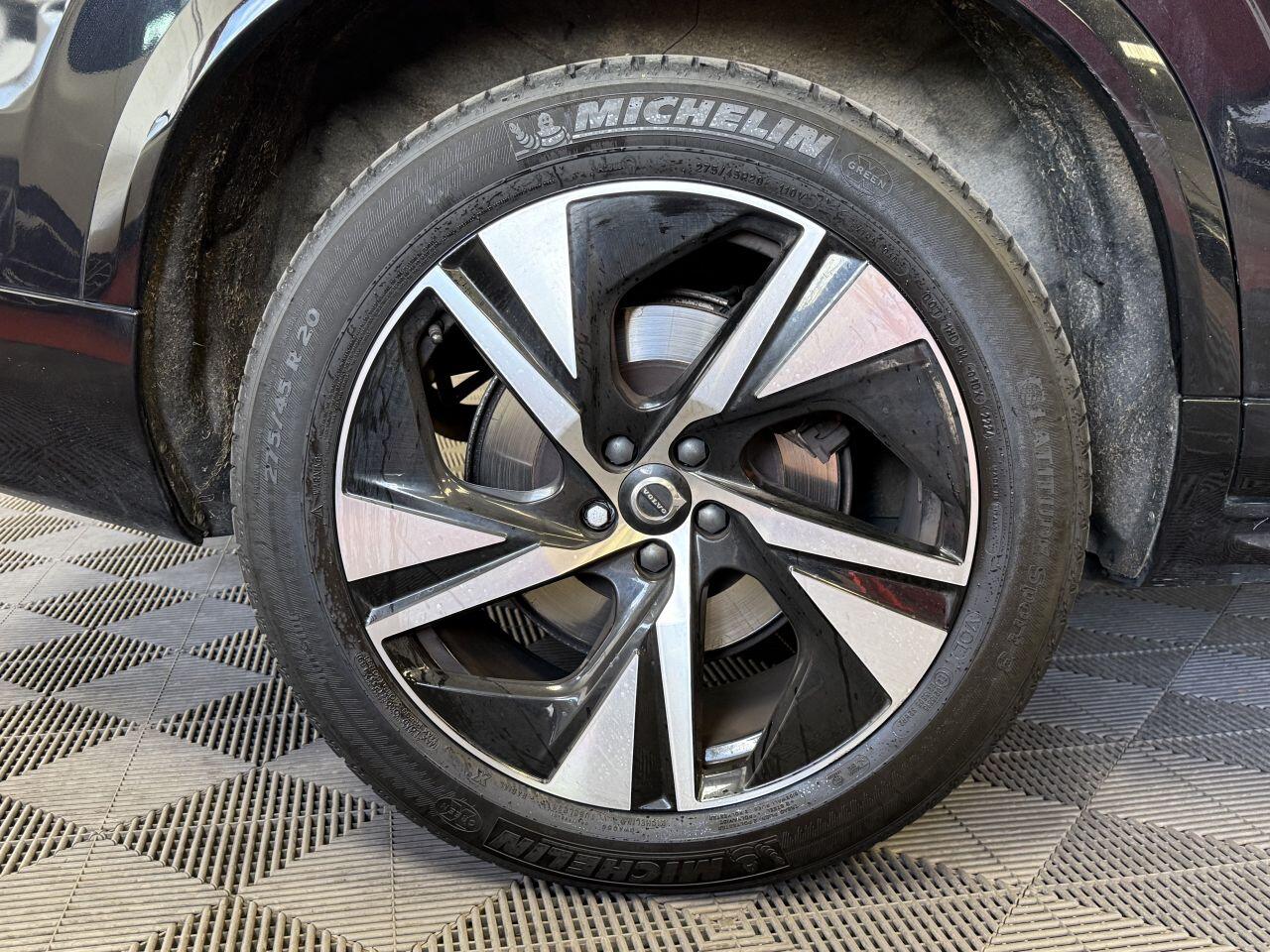 Volvo XC90 view 20