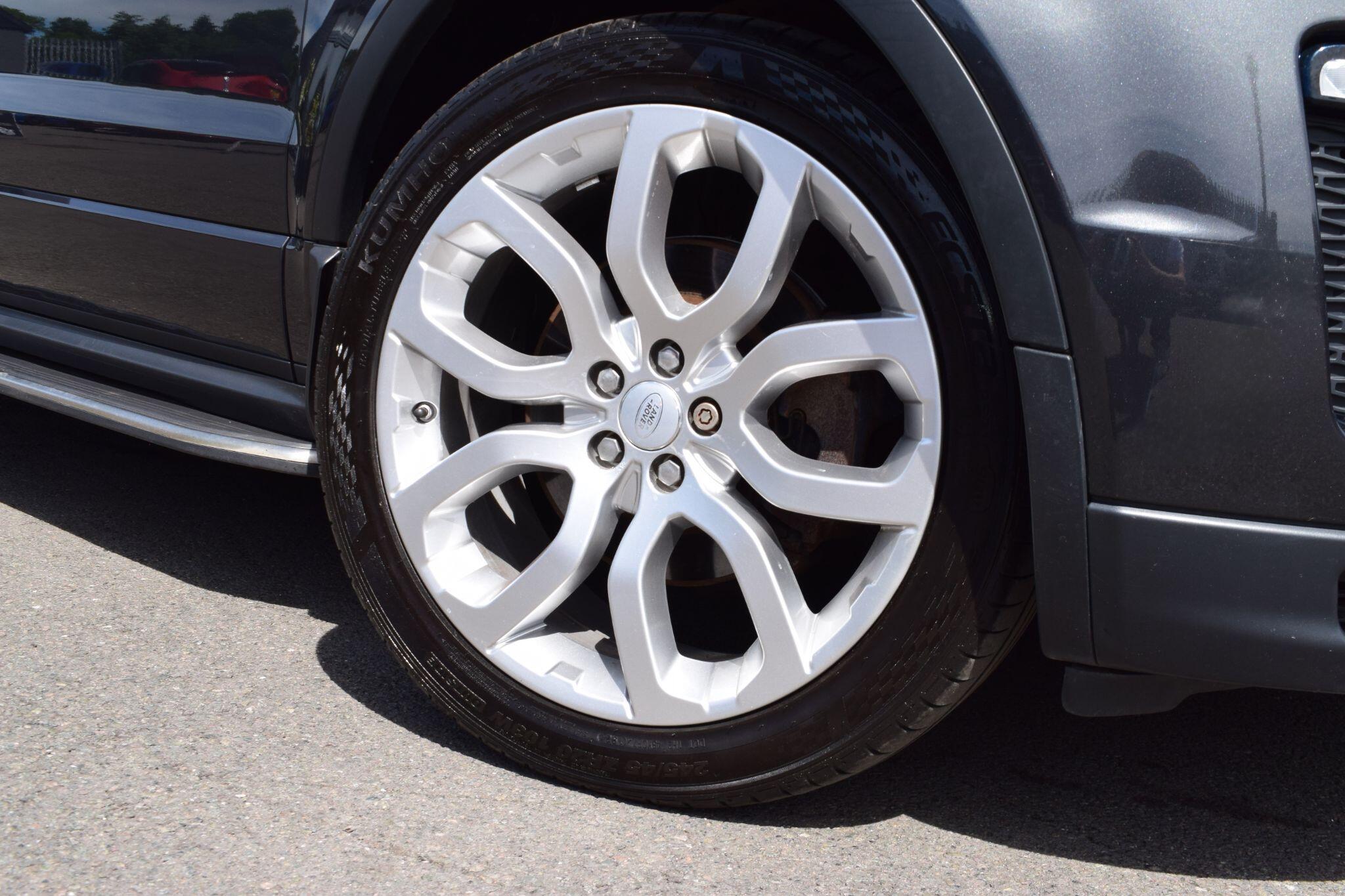 Land Rover Range Rover Evoque view 31