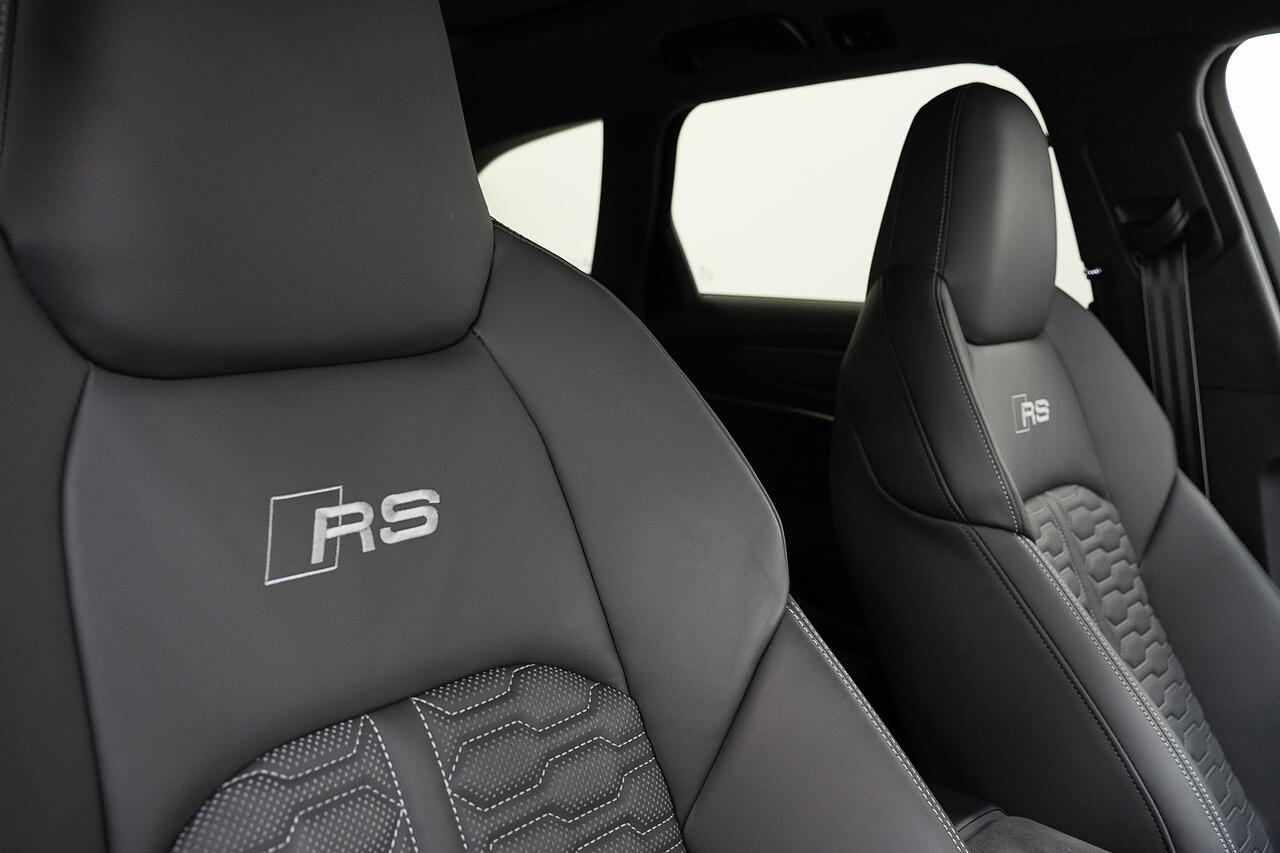 Audi RS6 view 3