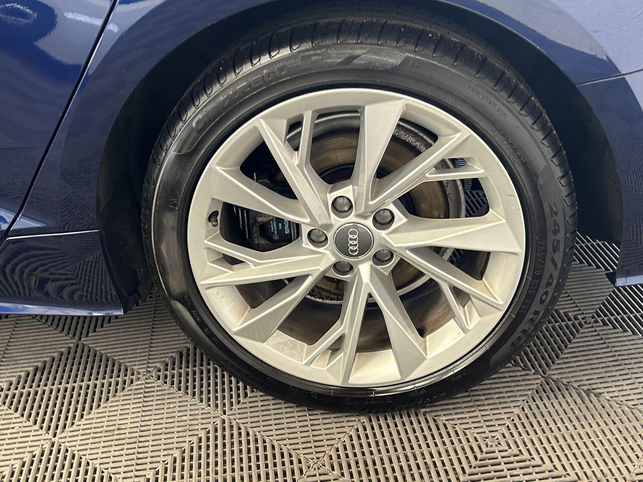 Audi A5 view 28
