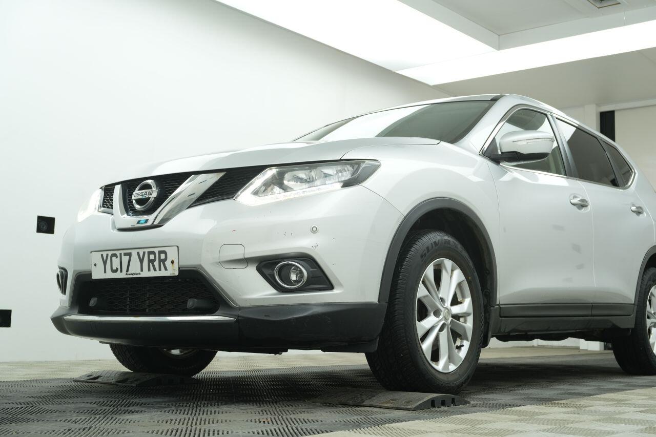 Nissan X-Trail view 6