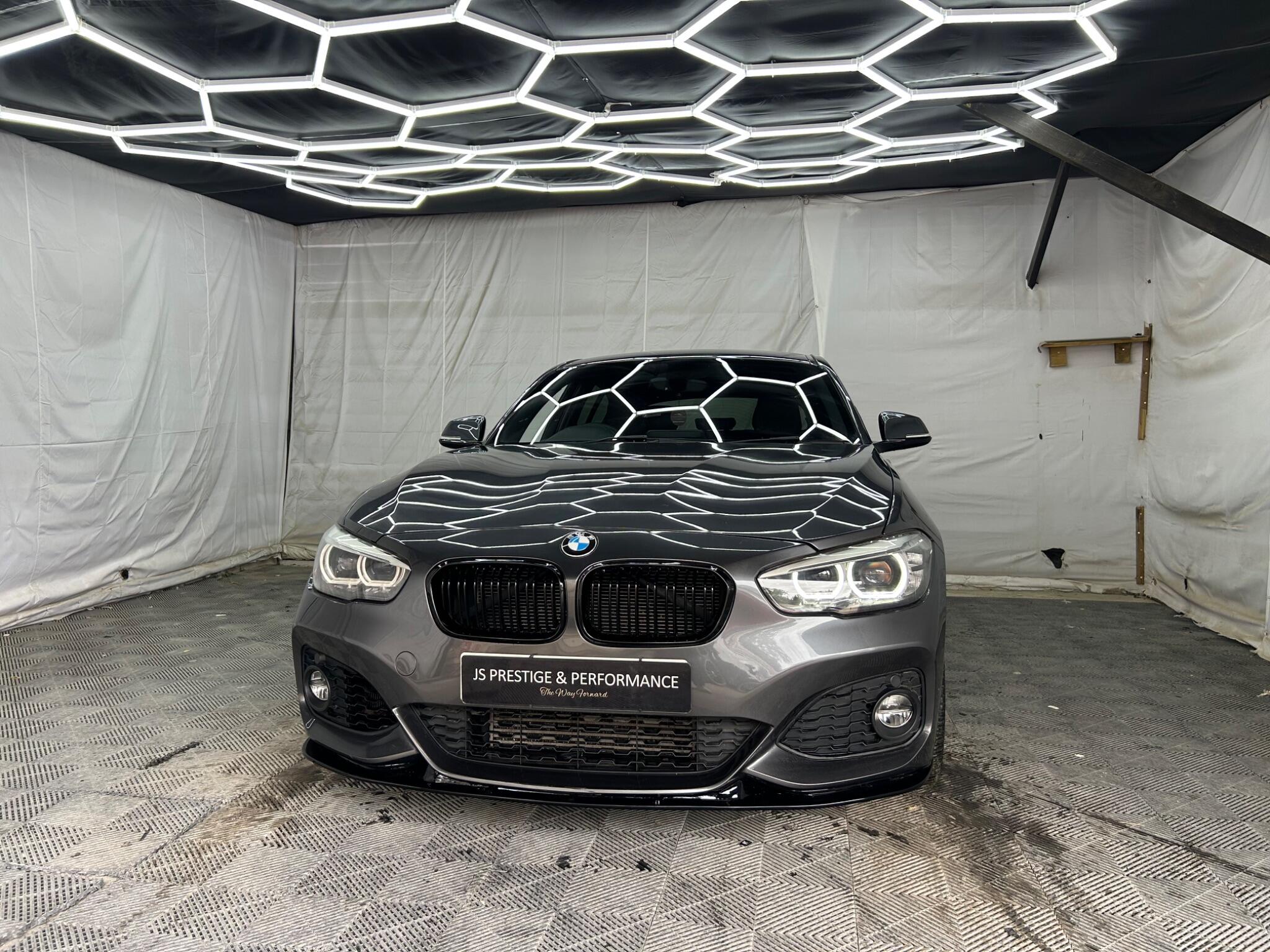 BMW 1 Series view 5