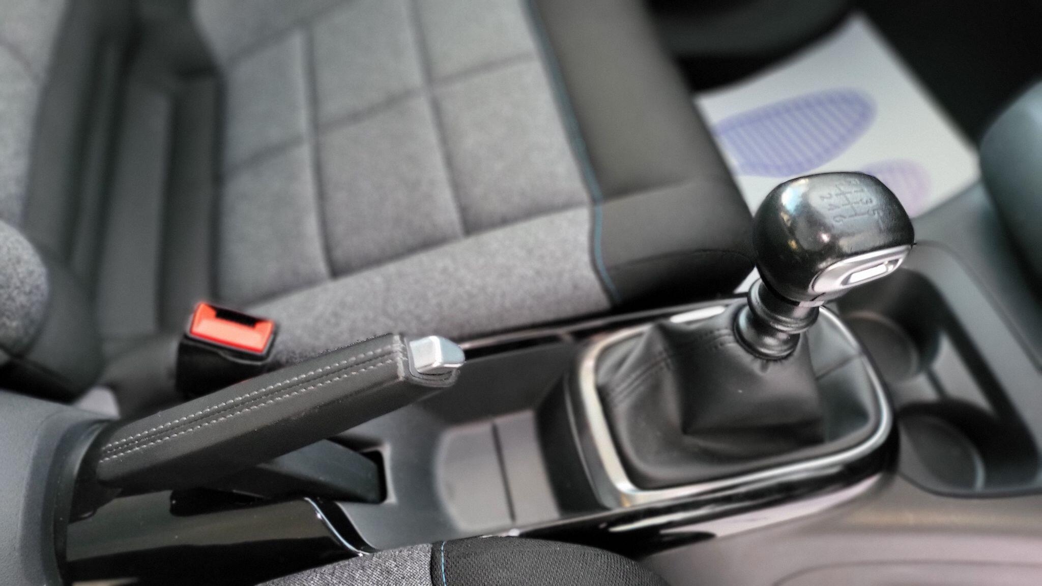 Citroen C4 Cactus view 29