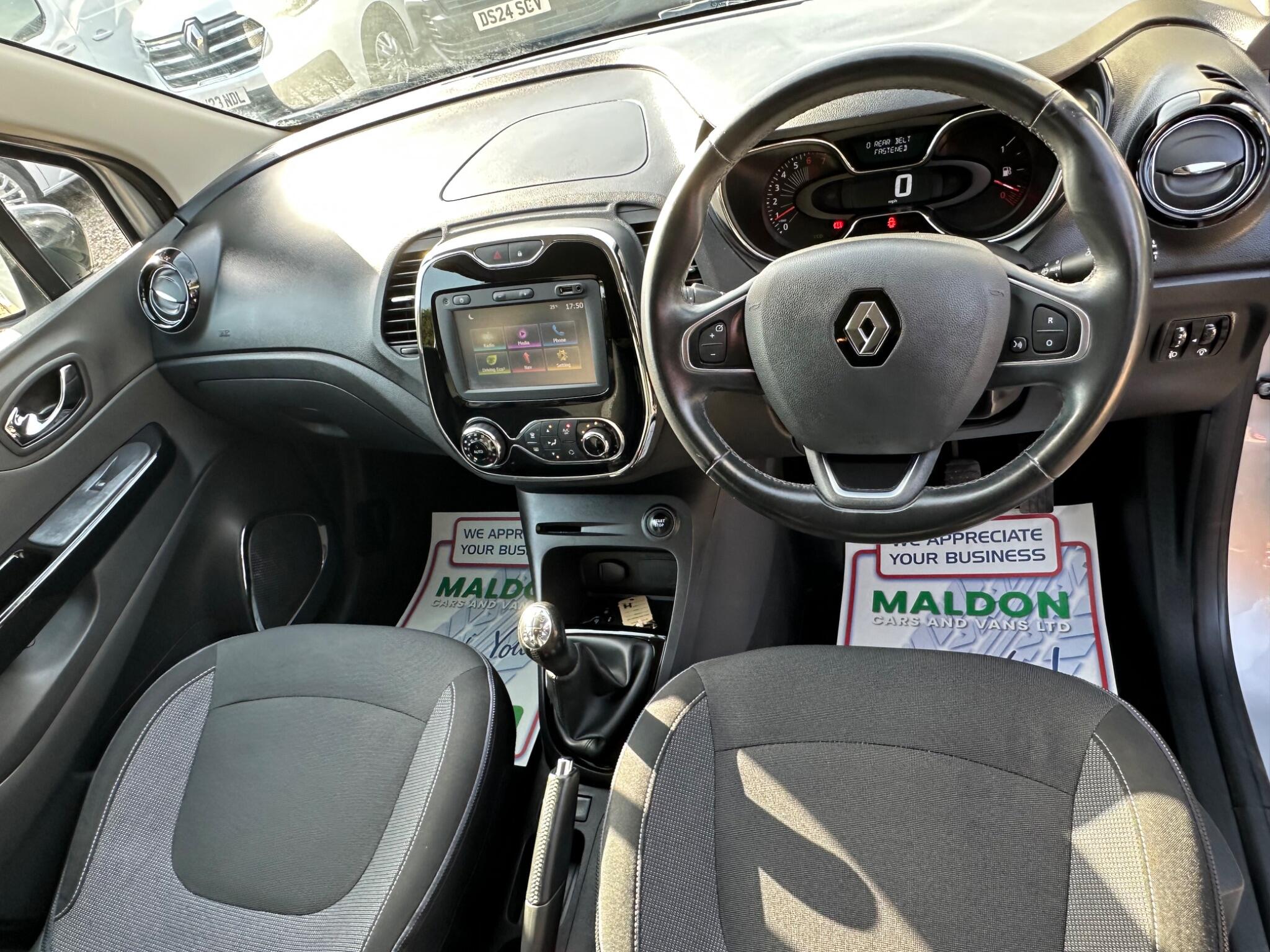 Renault Captur view 10
