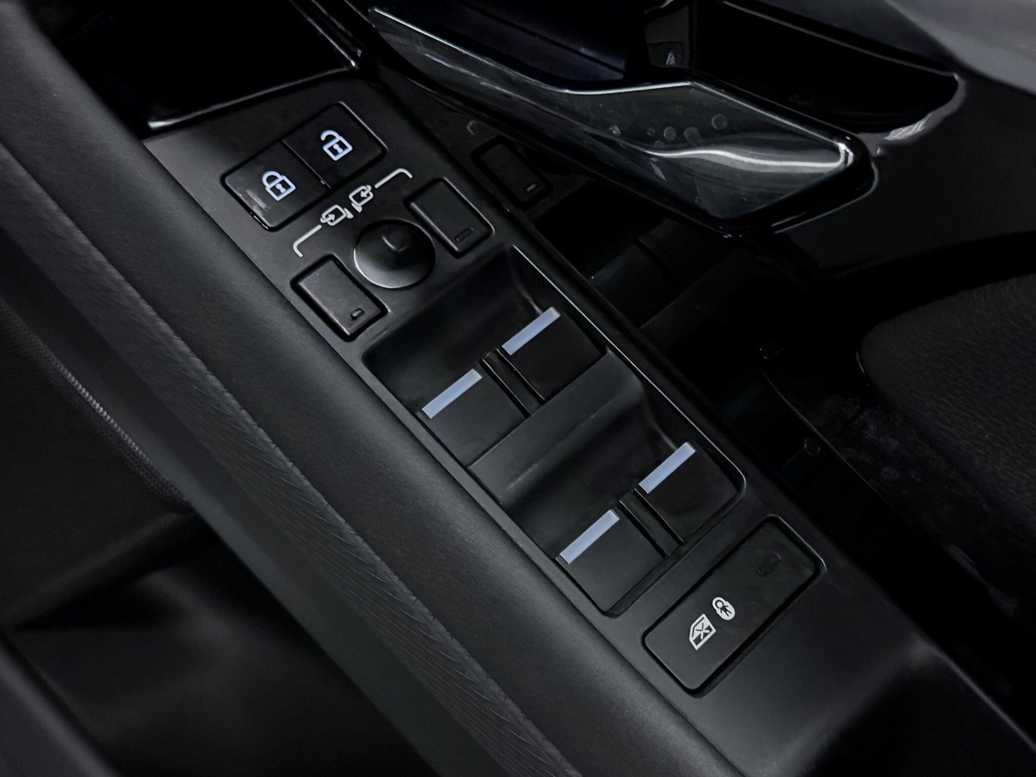 Land Rover Range Rover Evoque view 17