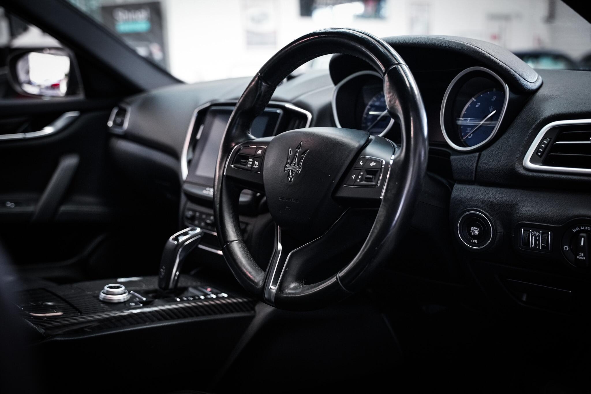 Maserati Ghibli view 18