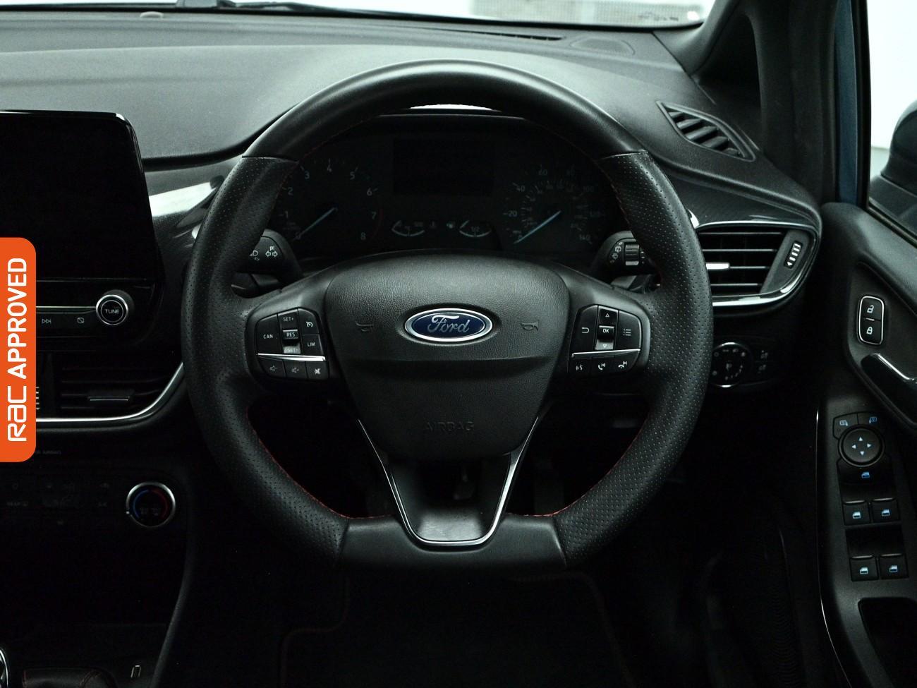 Ford Fiesta view 9