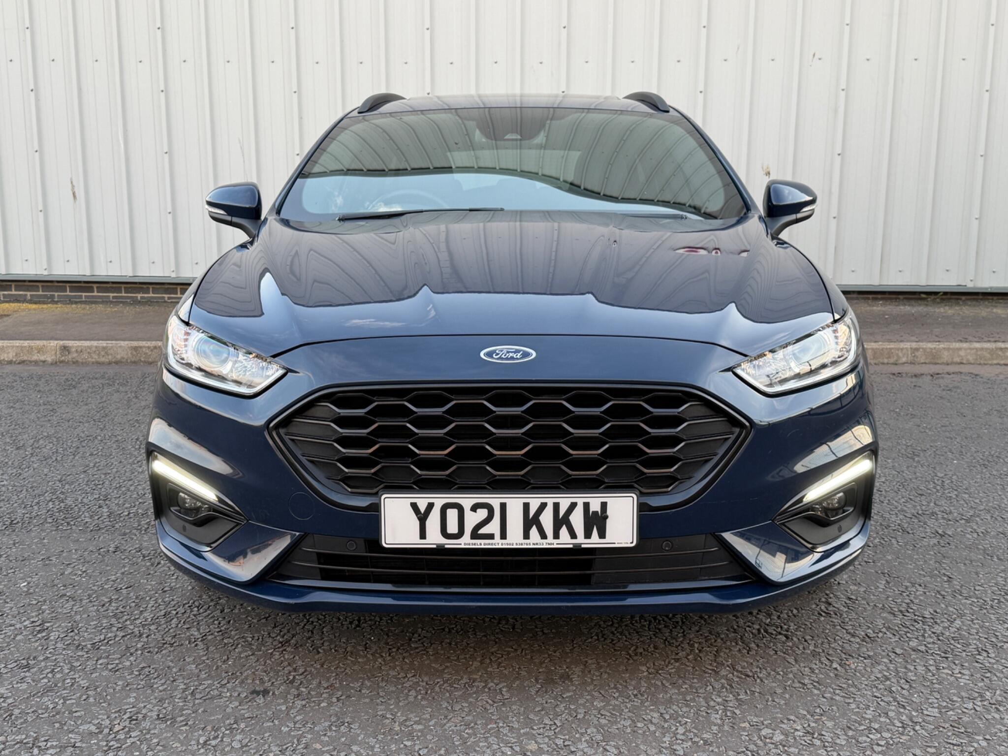 Ford Mondeo view 48