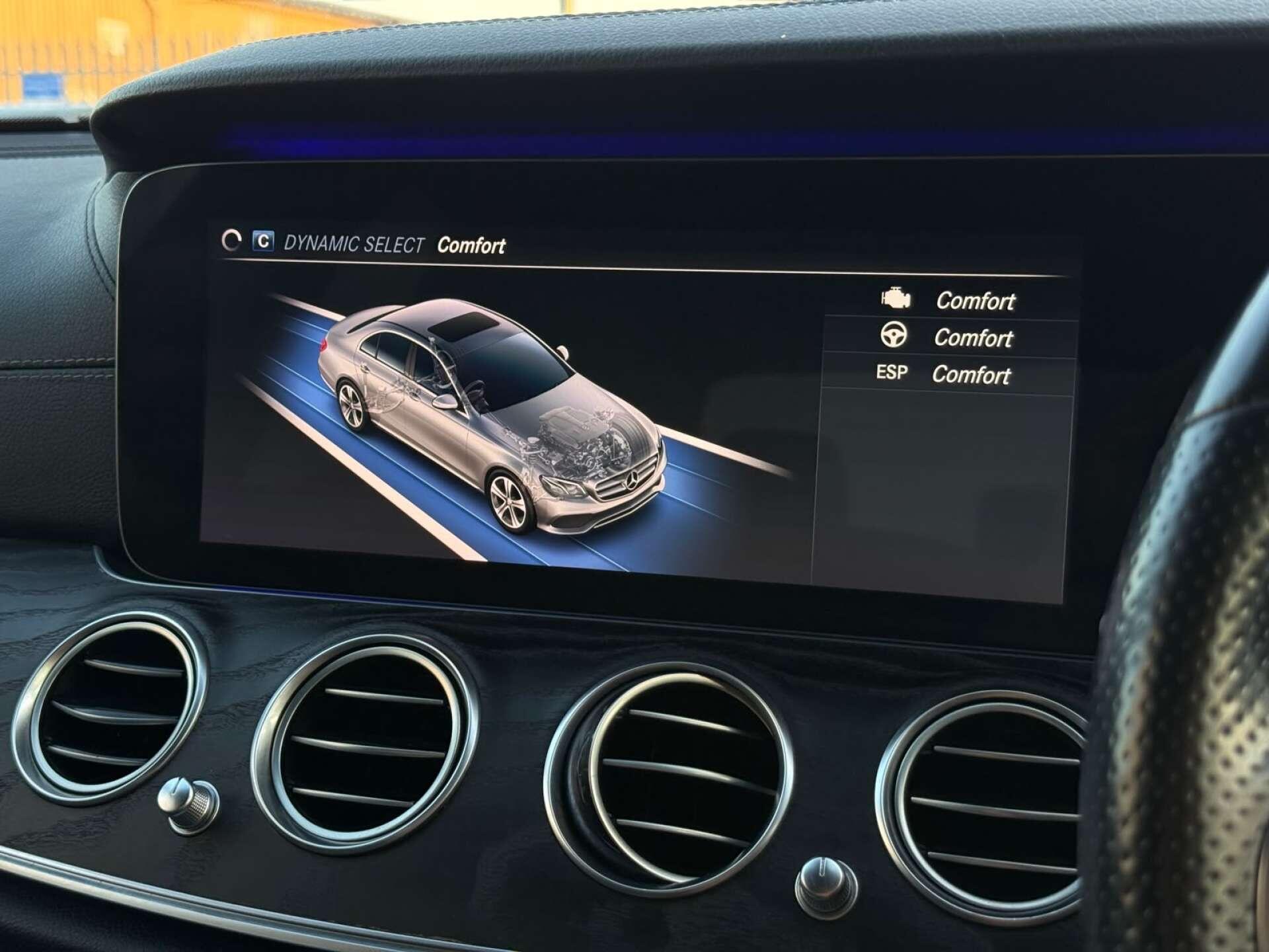 Mercedes-Benz E Class view 77