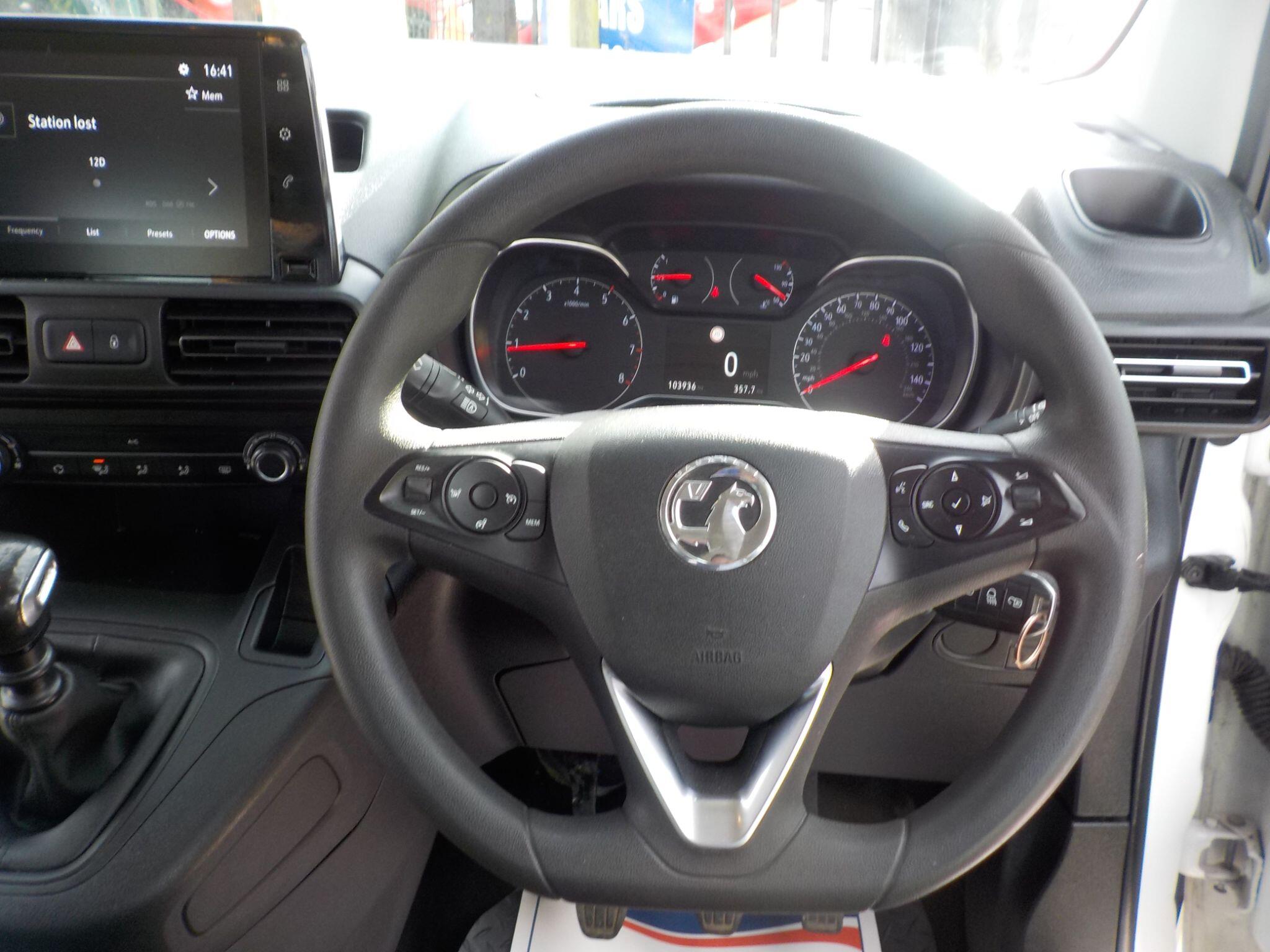 Vauxhall Combo Life 1.5 Turbo D BlueInjection Energy Euro 6 (s/s) 5dr