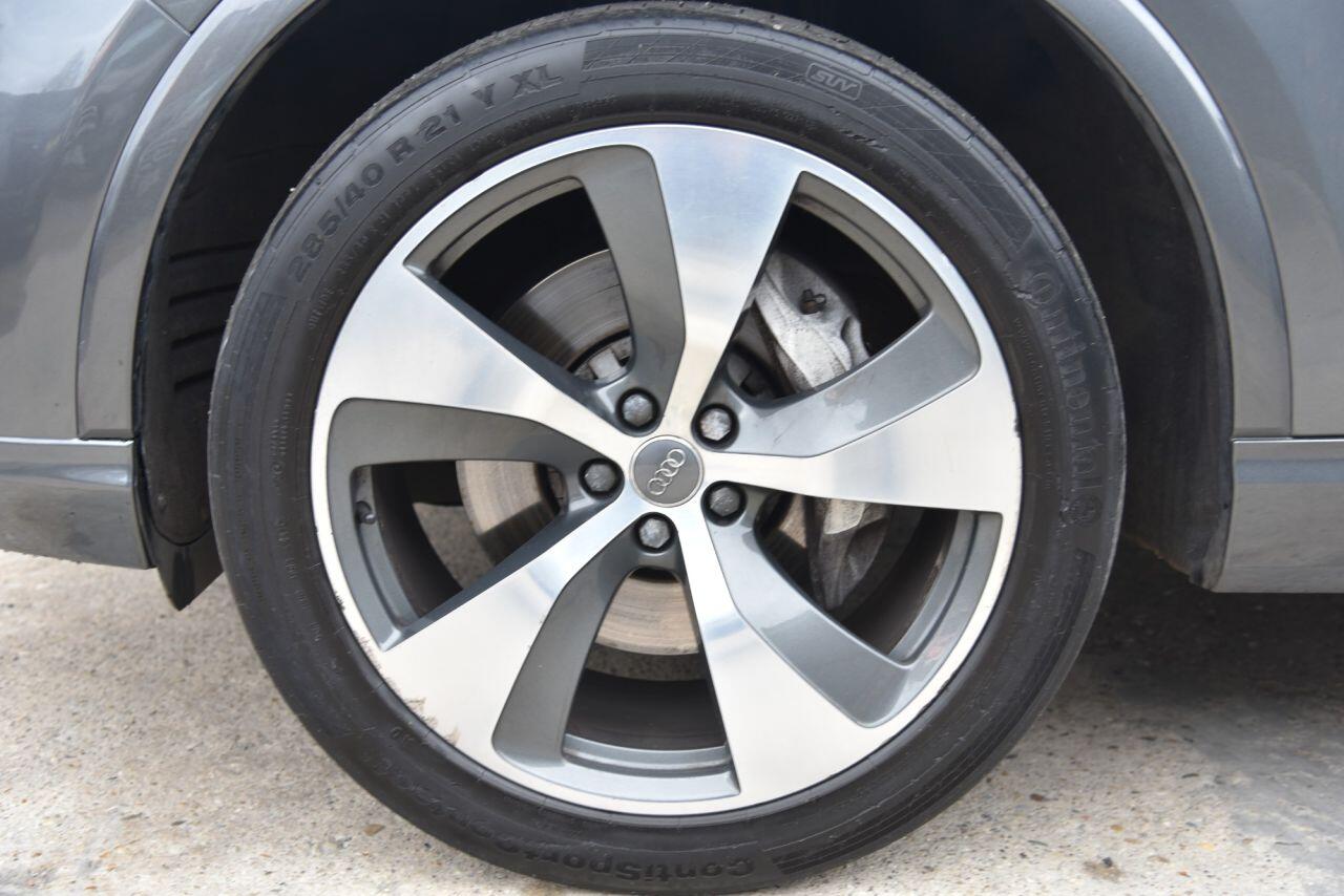 Audi Q7 view 65